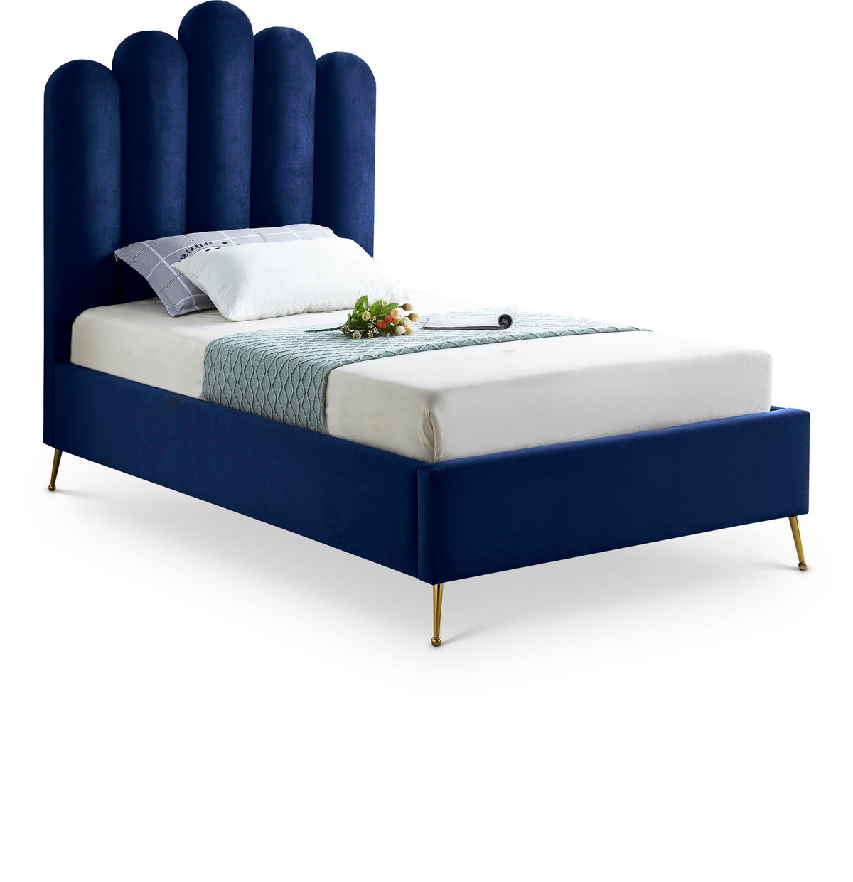 Lily - Bed