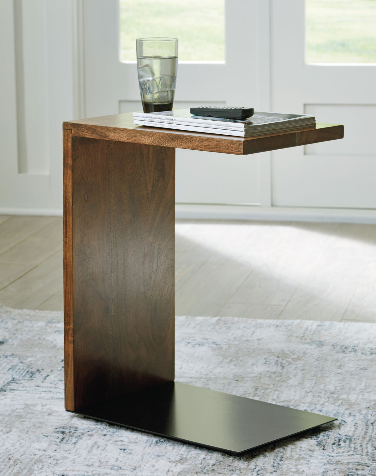 Wimshaw - Accent Table - Brown / Black
