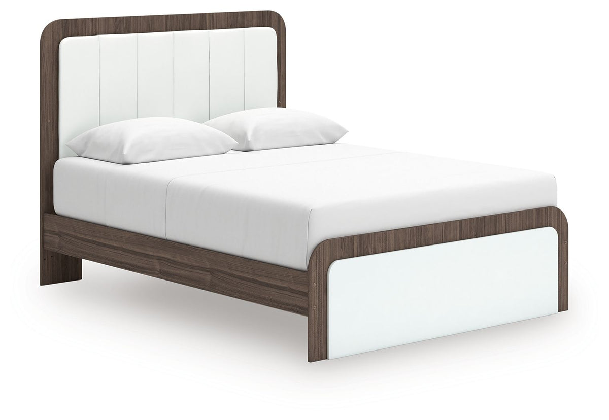 Kendanport - Upholstered Bed