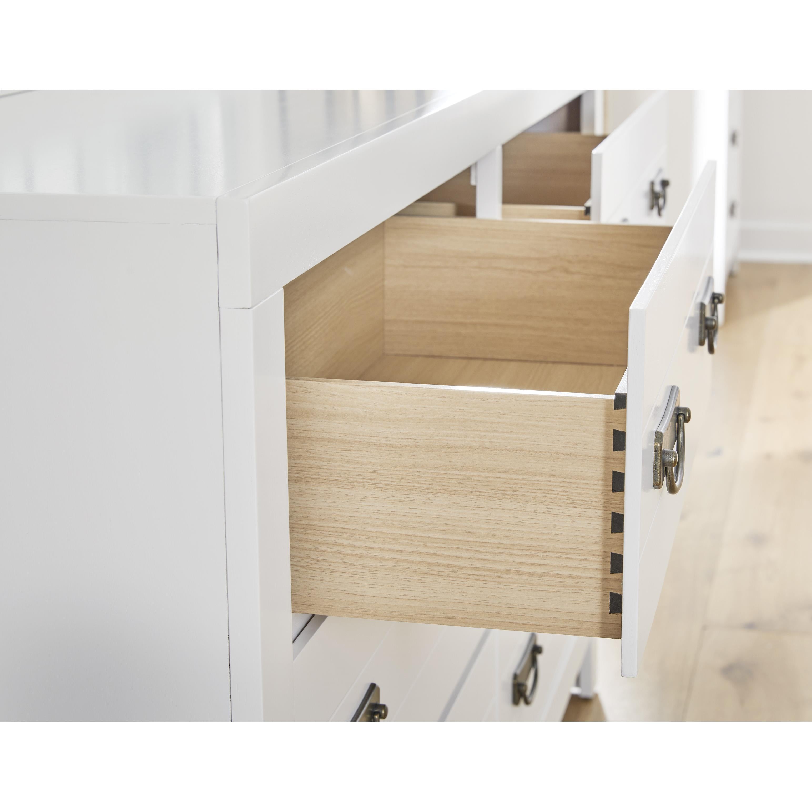 Diamond Modern Furniture Exclusive Design Binterglen 6-Drawer Dresser with Mirror B427-31/B427-36 IMAGE 8