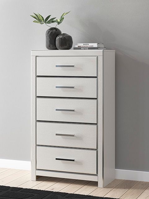Zuraleus - Five Drawer Chest