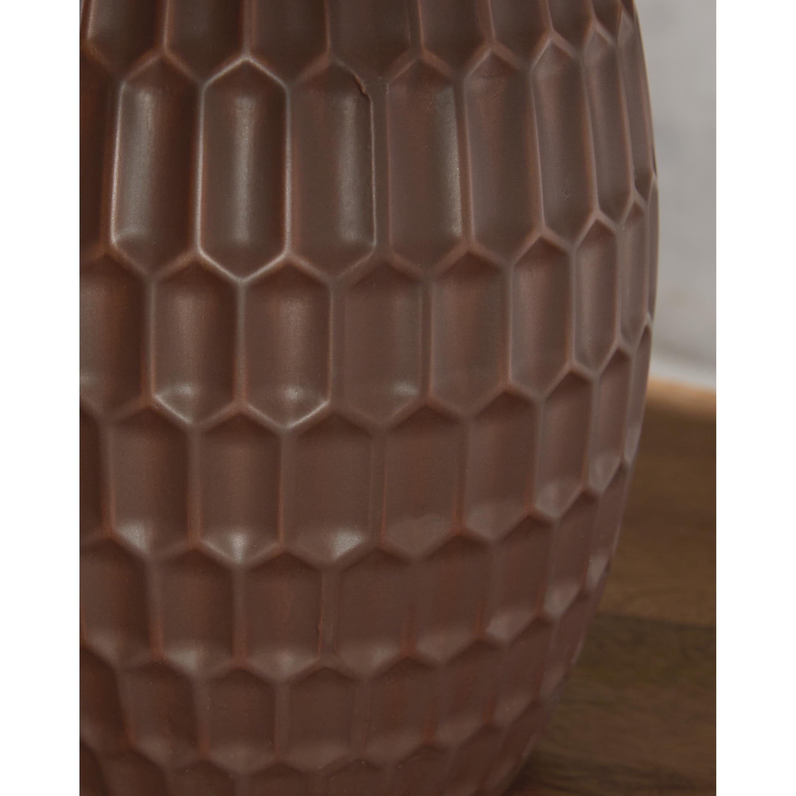 Signature Design by Ashley Cartford Table Lamp L178004 IMAGE 4