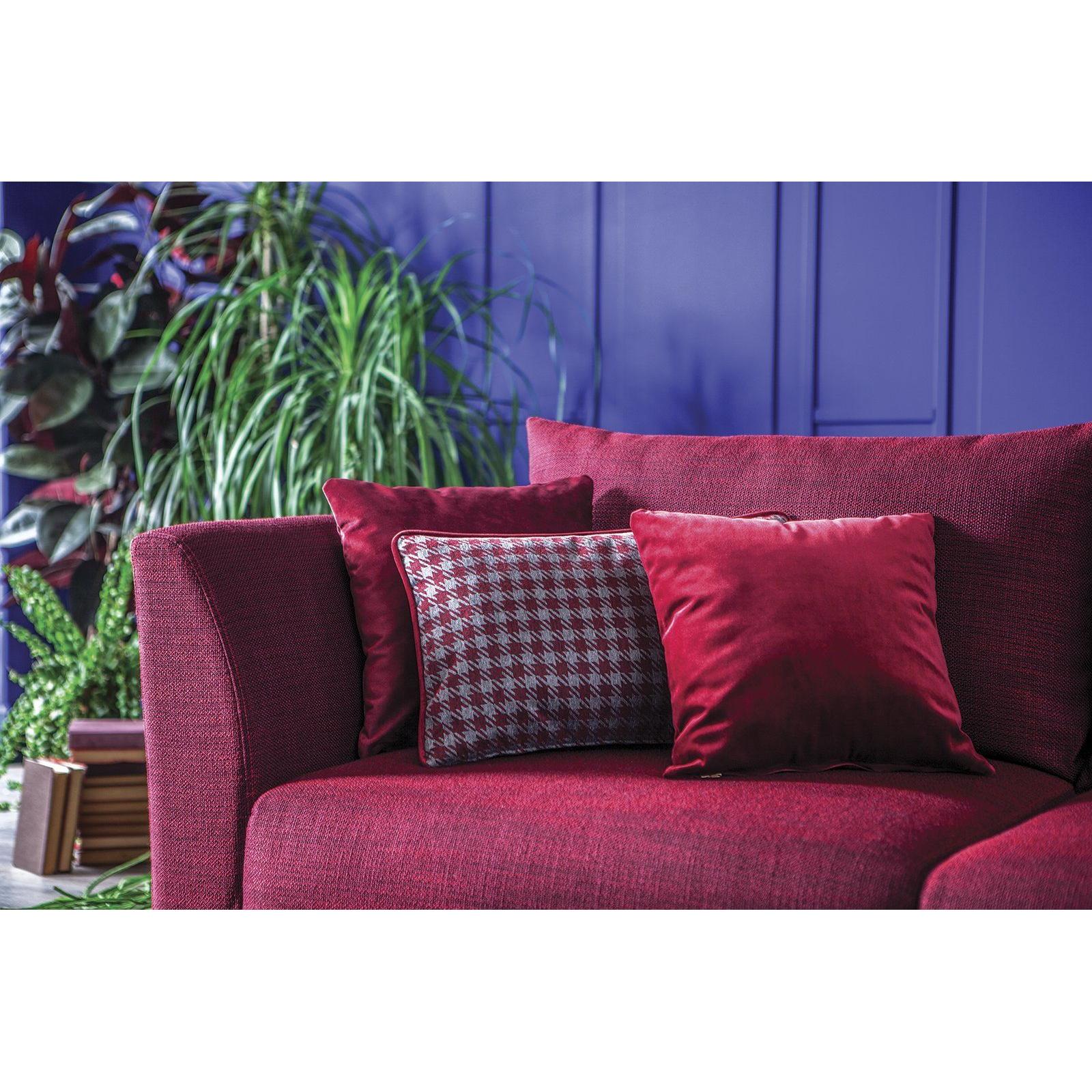 Enza Home Sofas Stationary Gravity 3-Seater Sofa - Exen Burgundy IMAGE 4