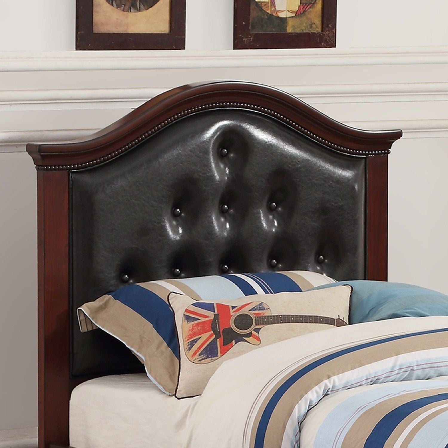 Contemporary Style Bed With Trundle