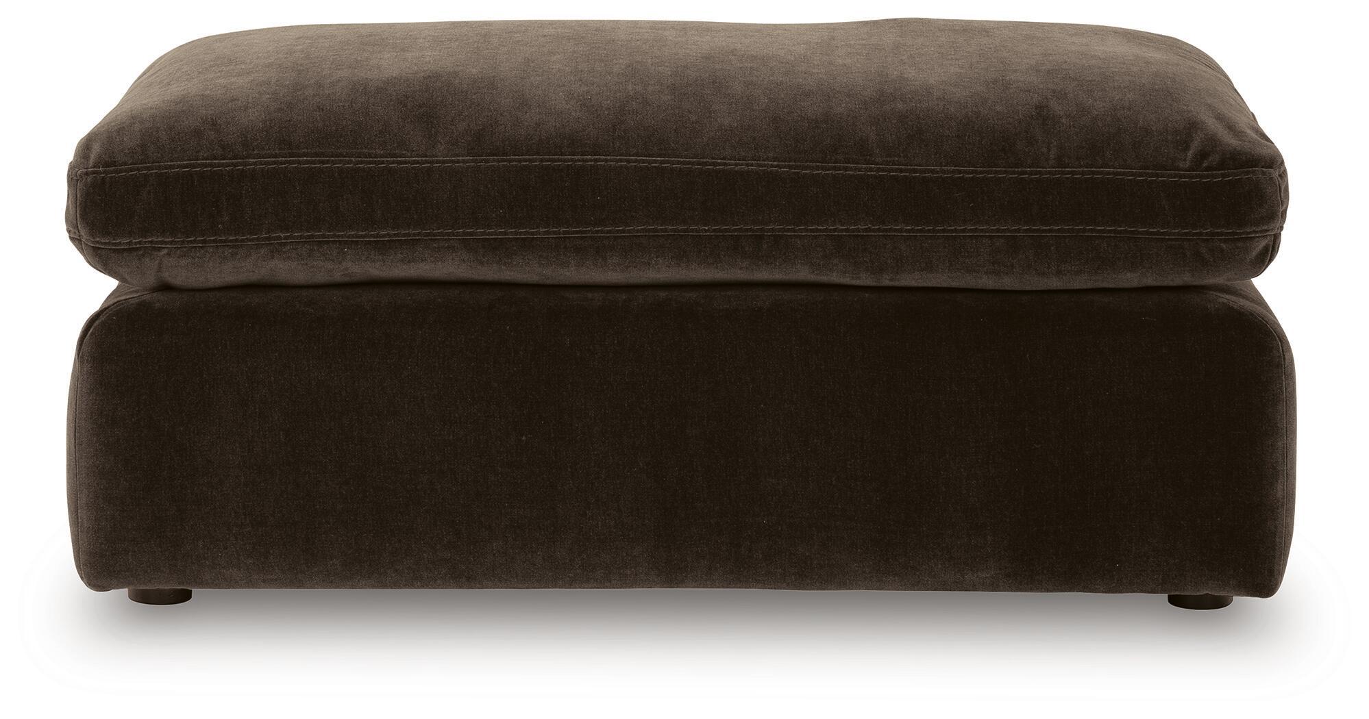 Maxton Heights - Ottoman