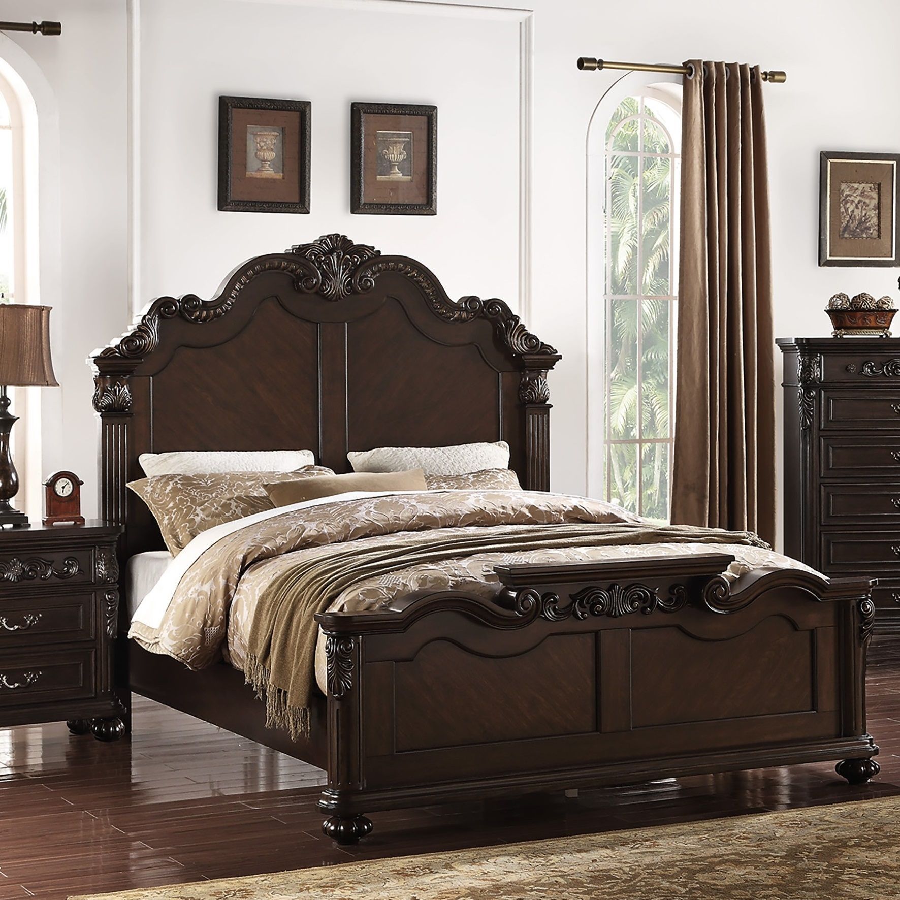 Bed With Carved Details