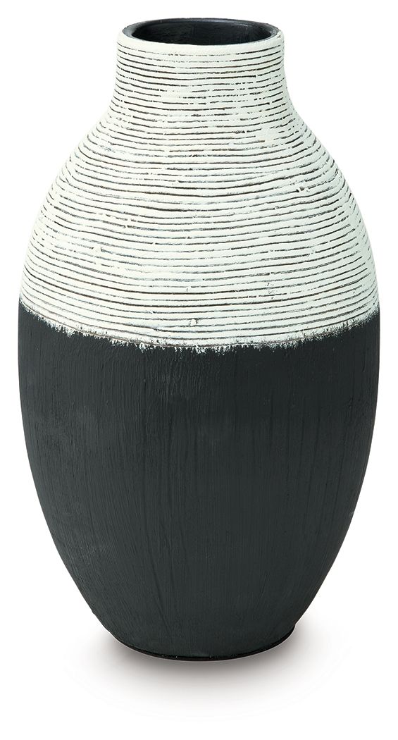 Girtha - Vase