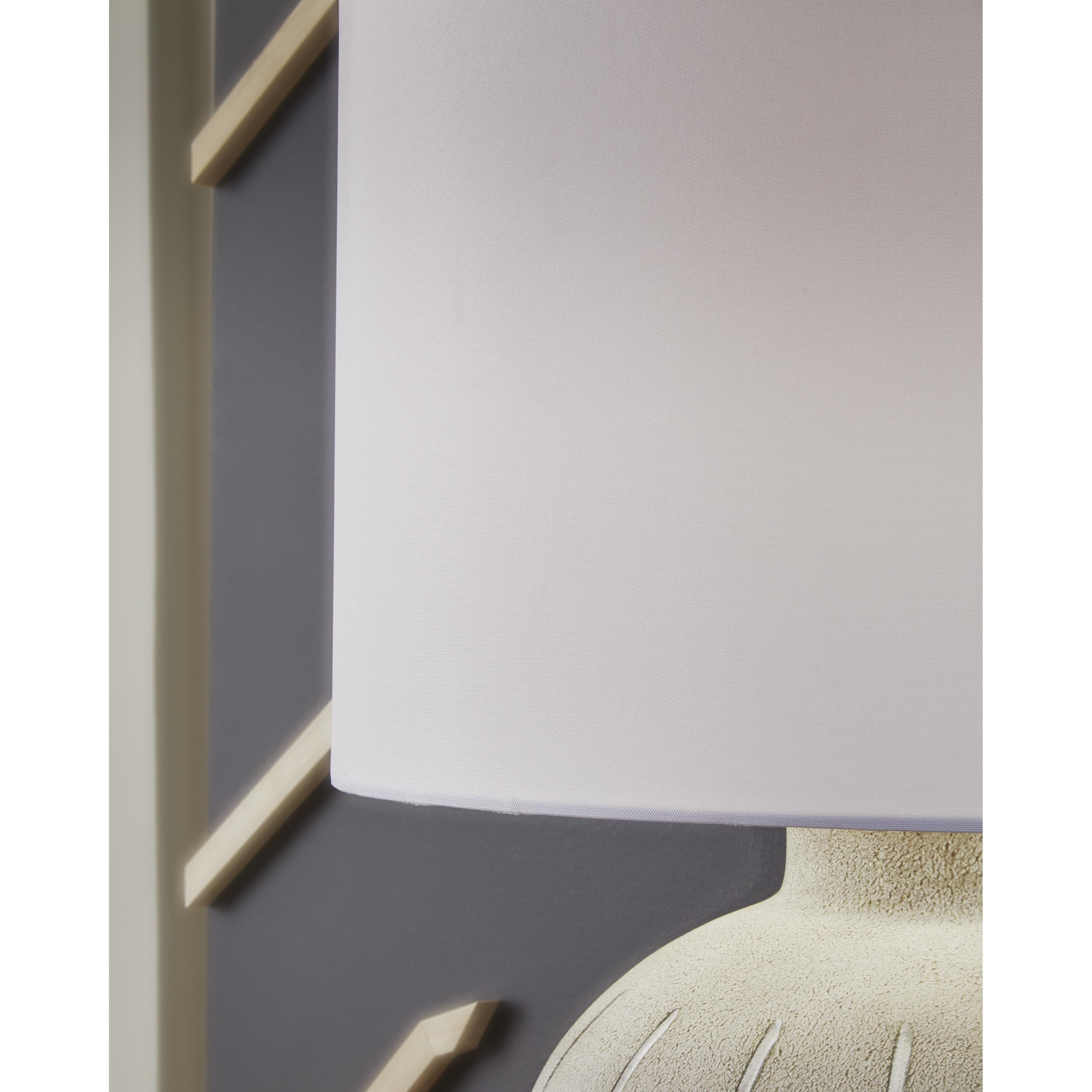 Diamond Modern Furniture Exclusive Design Calbert Table Lamp L235824 IMAGE 3
