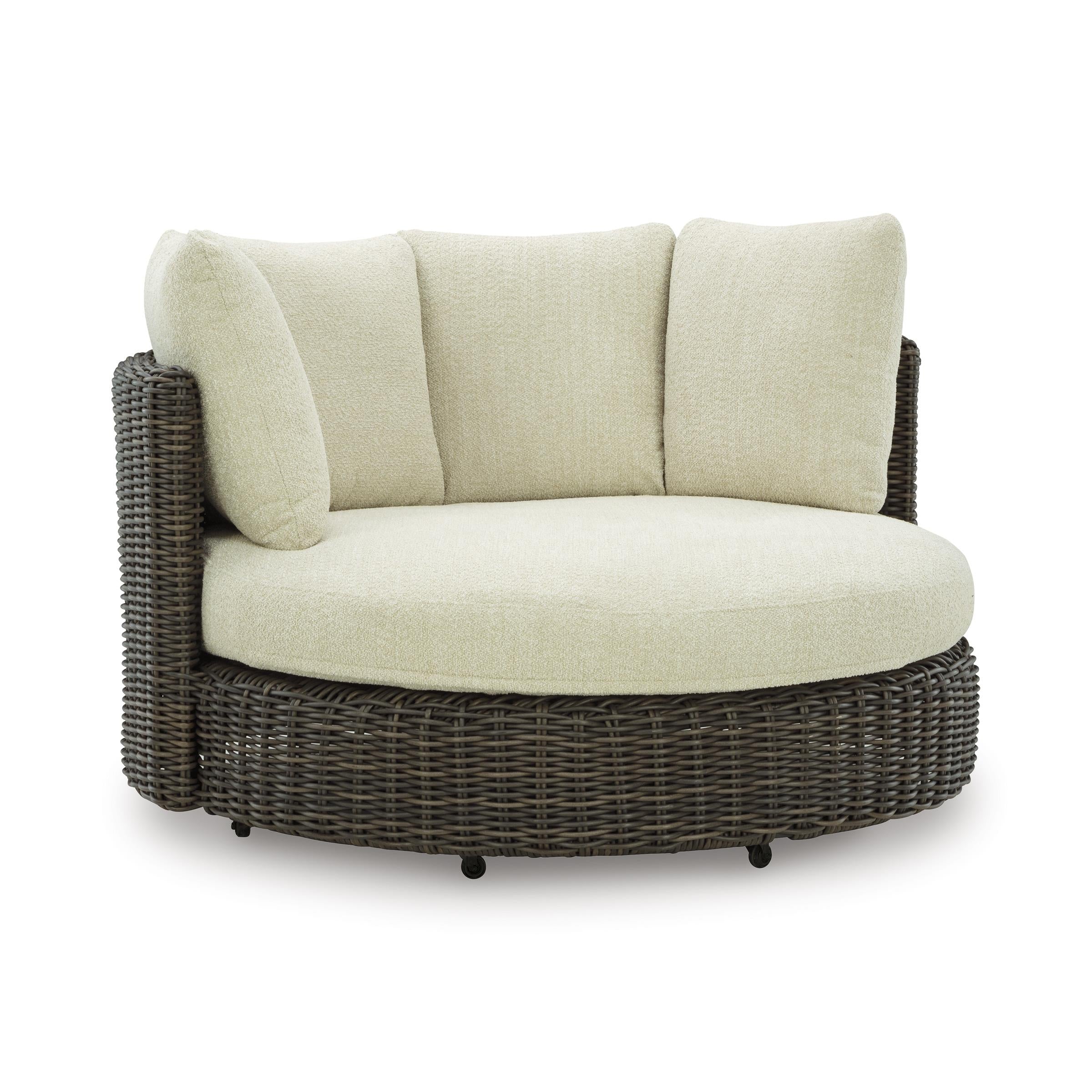 Diamond Modern Furniture Exclusive Design Outdoor Seating Lounge Chairs P711-810 IMAGE 1