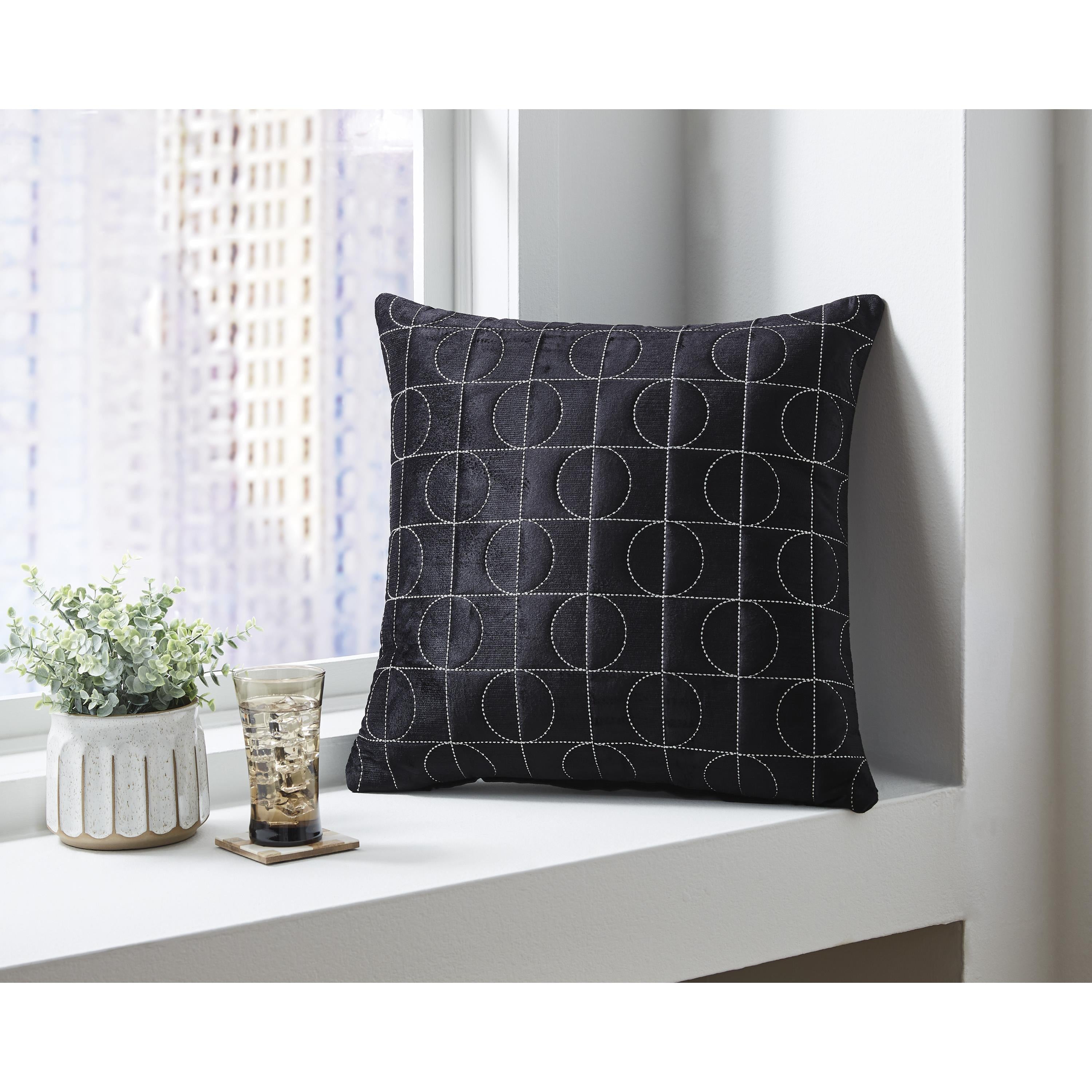 Diamond Modern Furniture Exclusive Design Decorative Pillows Decorative Pillows A1001108 IMAGE 4