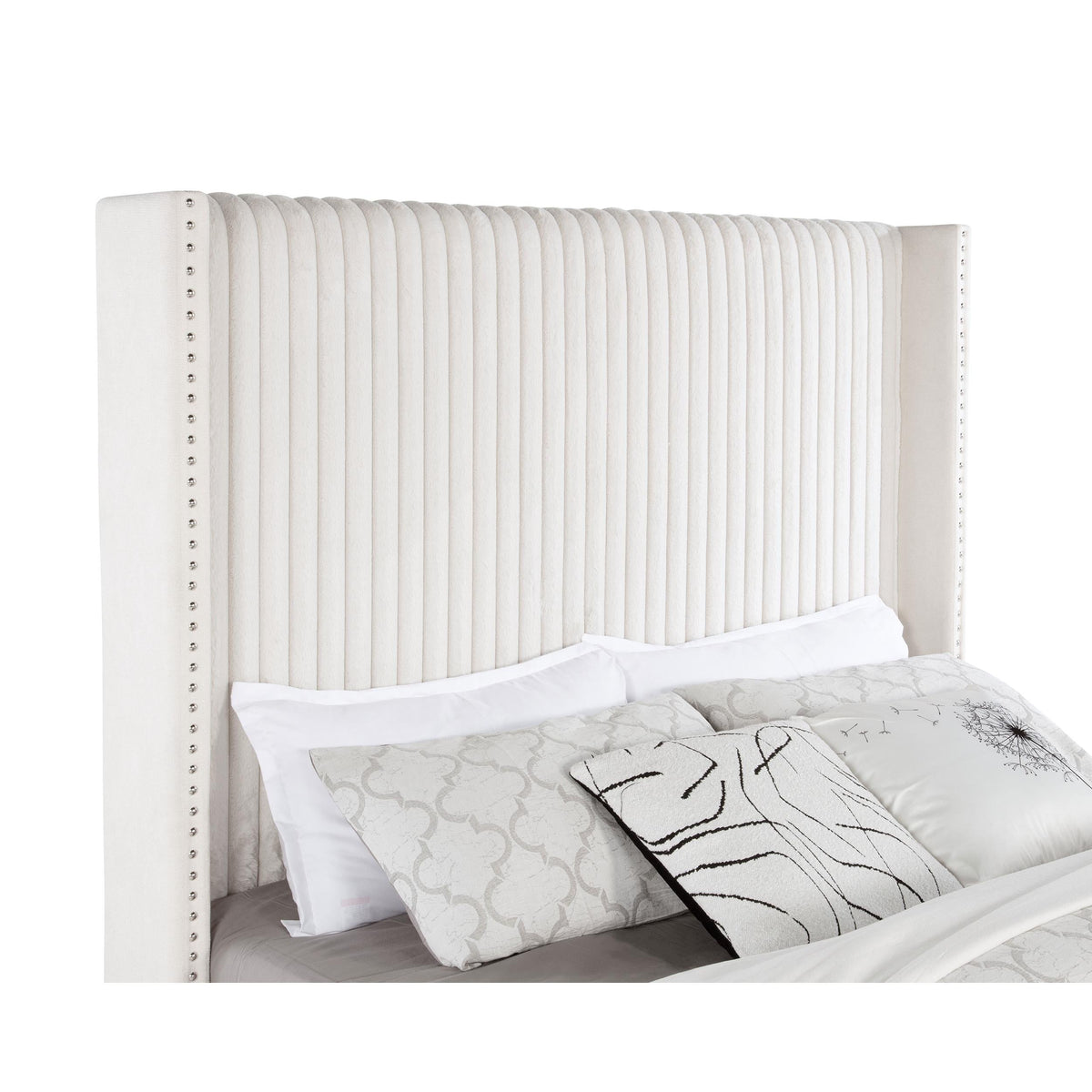 Natasha King Upholstered Bed 306051KE