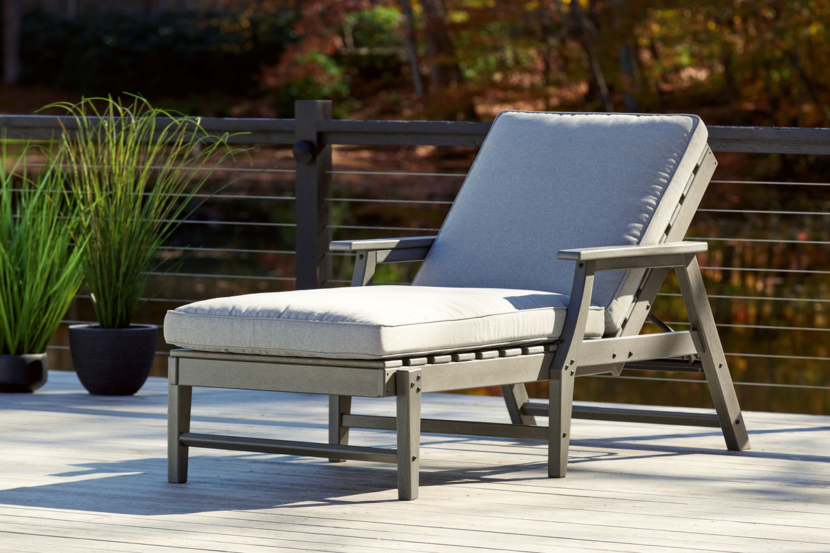 Visola - Chaise Lounge with Cushion - Gray