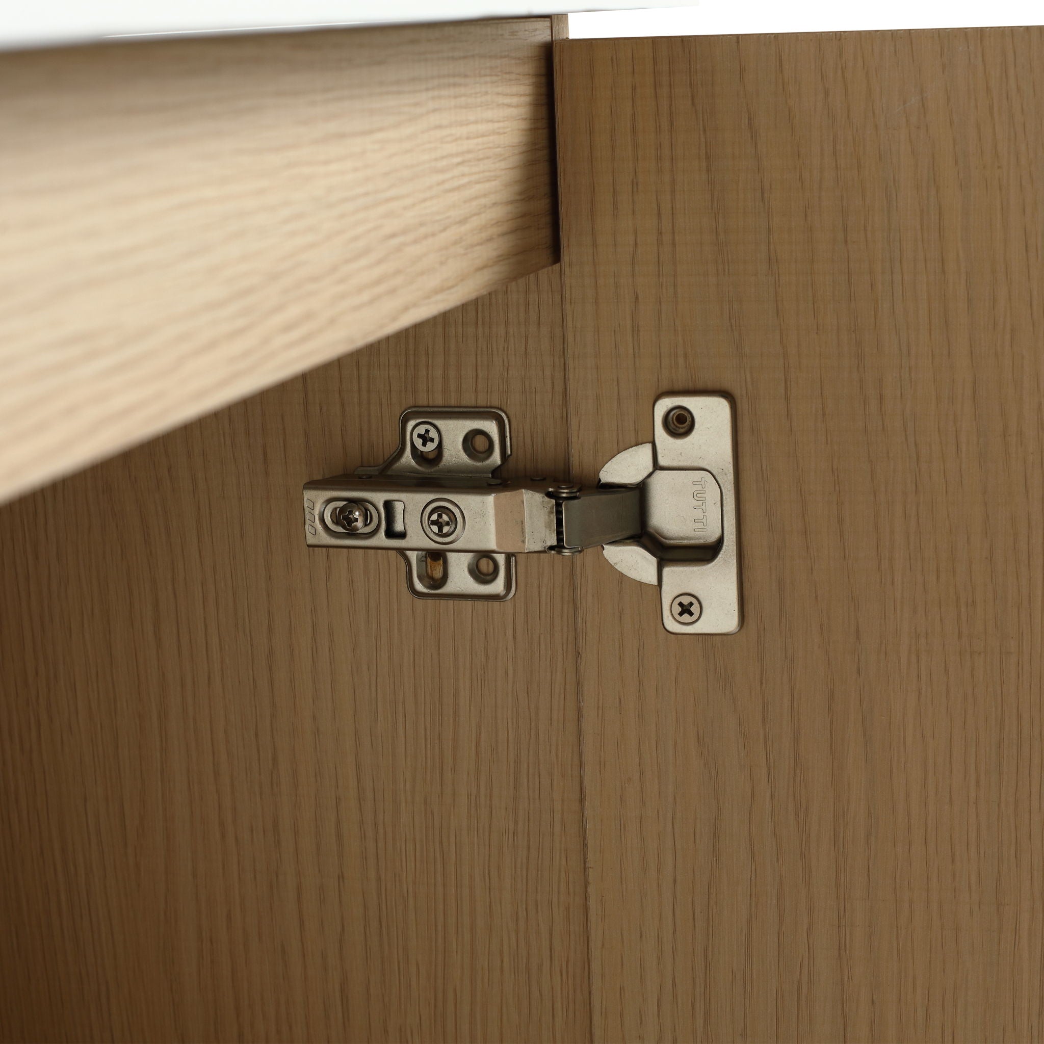 Freestanding Bathroom Vanity With Soft Close Doors