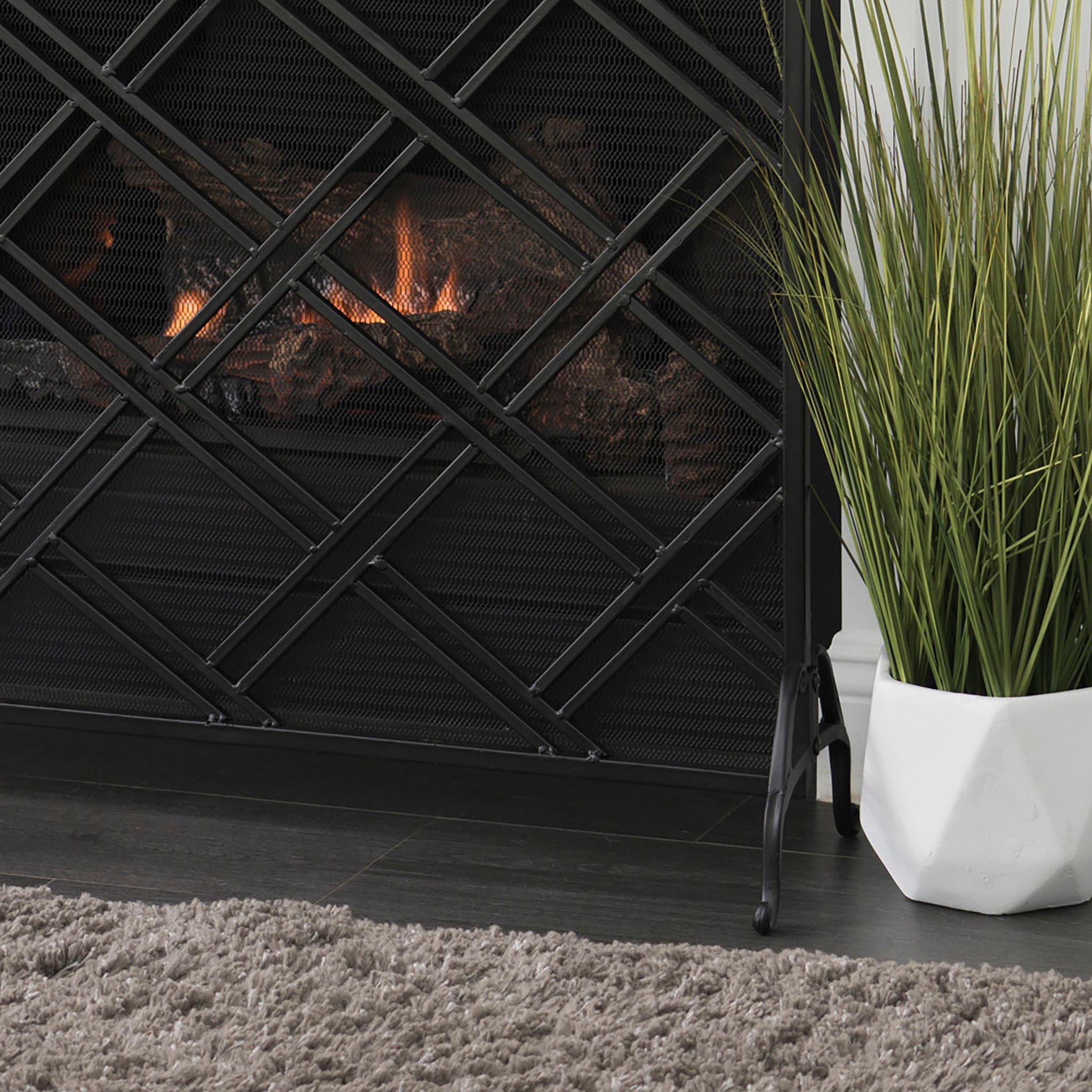 Elegant Design Fire Screen Protective Barrier Iron - Black