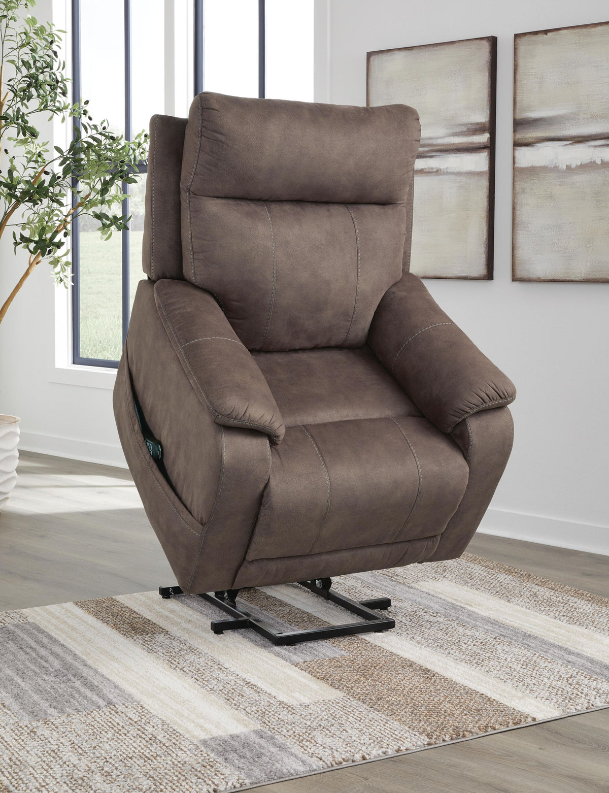 Crestmeade - Power Lift Recliner