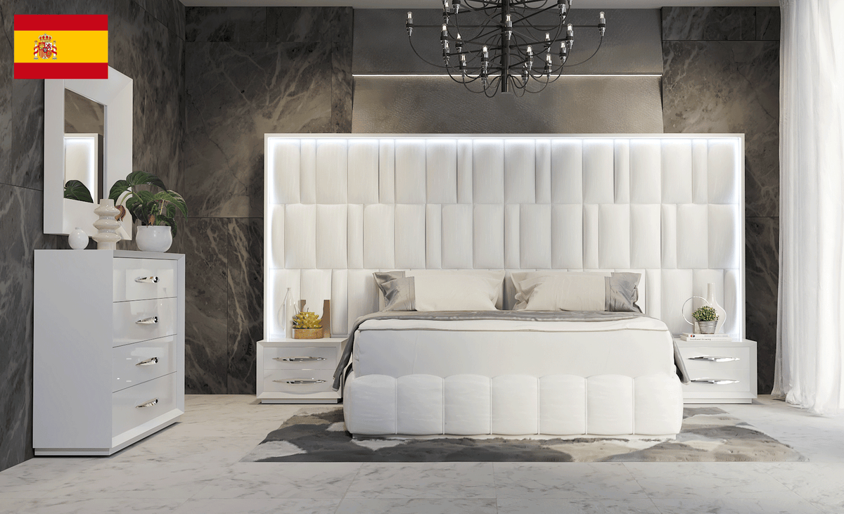Carmen White Mirror for Single Dresser