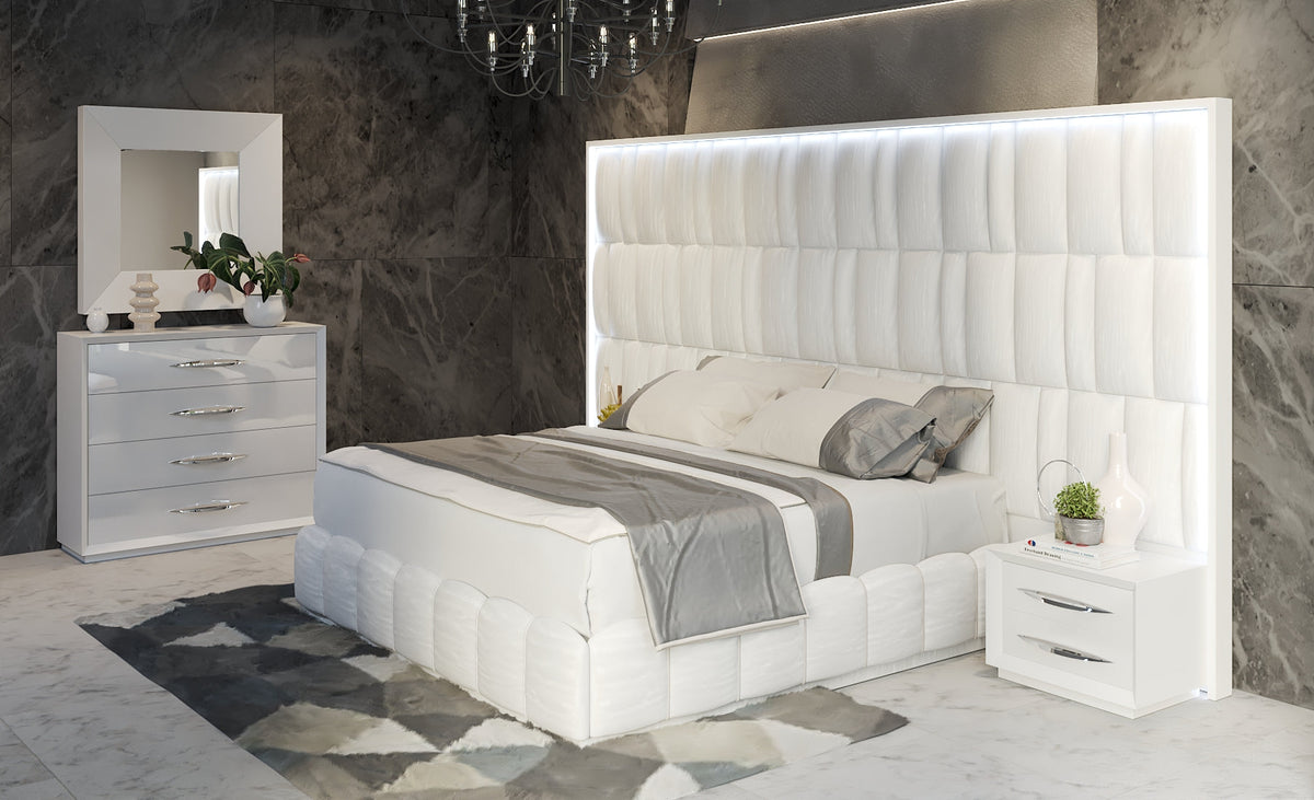 Carmen White Mirror for Single Dresser
