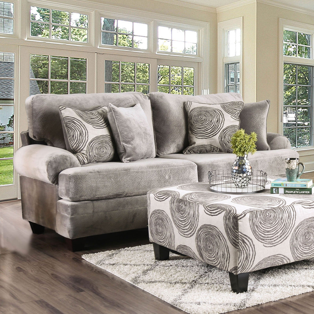 Bonaventura Gray/Pattern Transitional Living Room Set