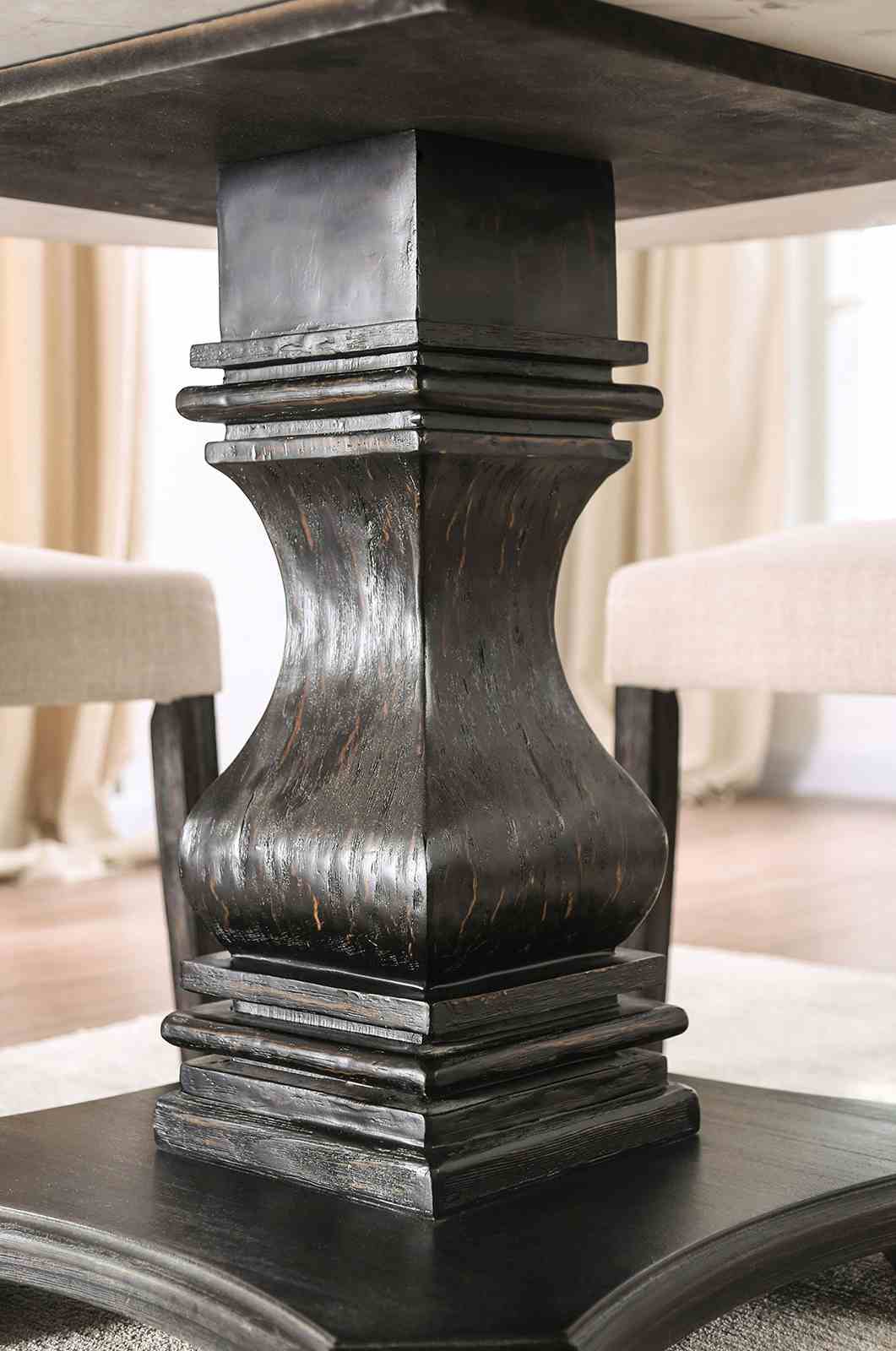 Elfredo White/Antique Black 5-Piece Dining Room Set