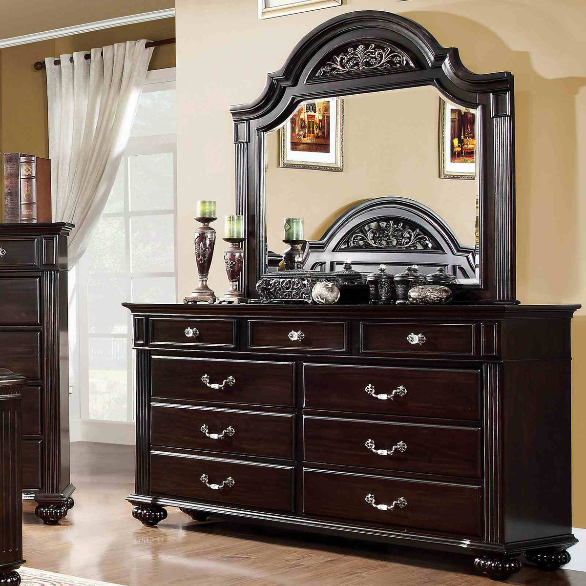 Syracuse Dark Walnut 5-Piece Queen Bedroom Set