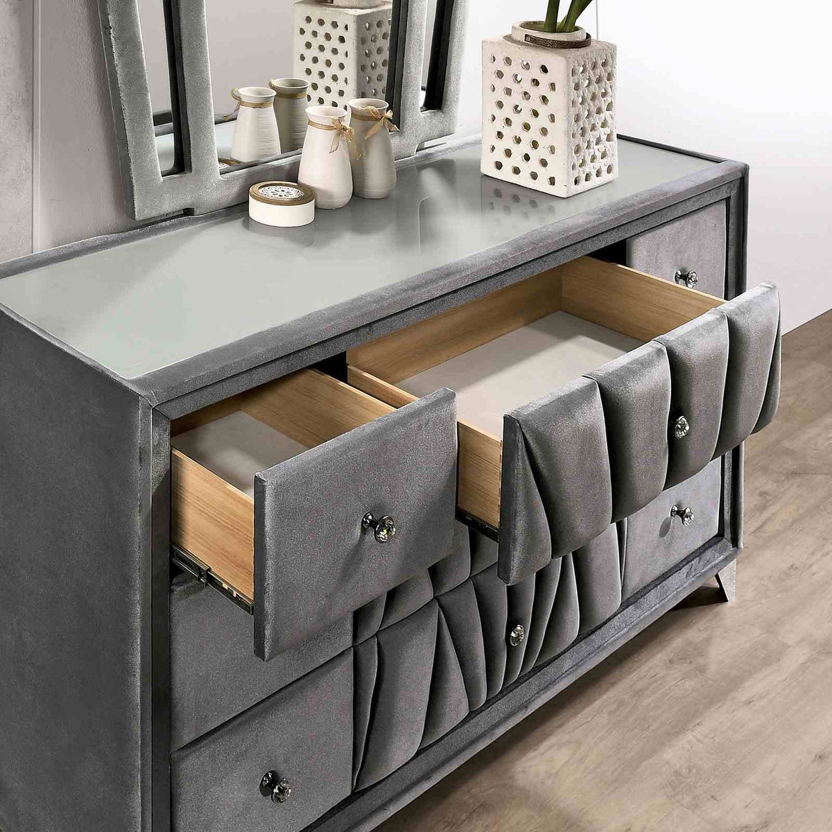 Carissa Gray 5-Piece Queen Bedroom Set
