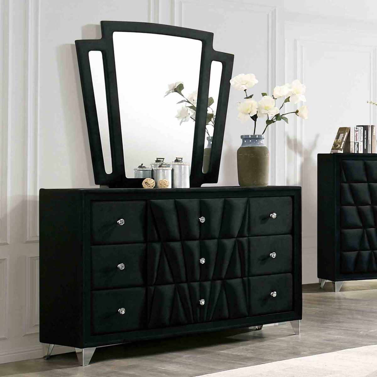 Carissa Black 4-Piece Queen Bedroom Set