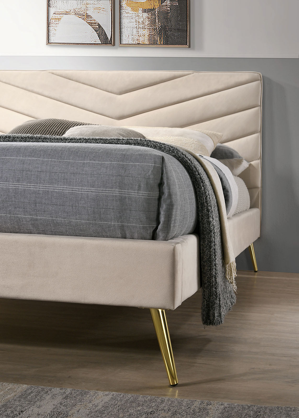 Vivar Beige Full Upholstered Bed