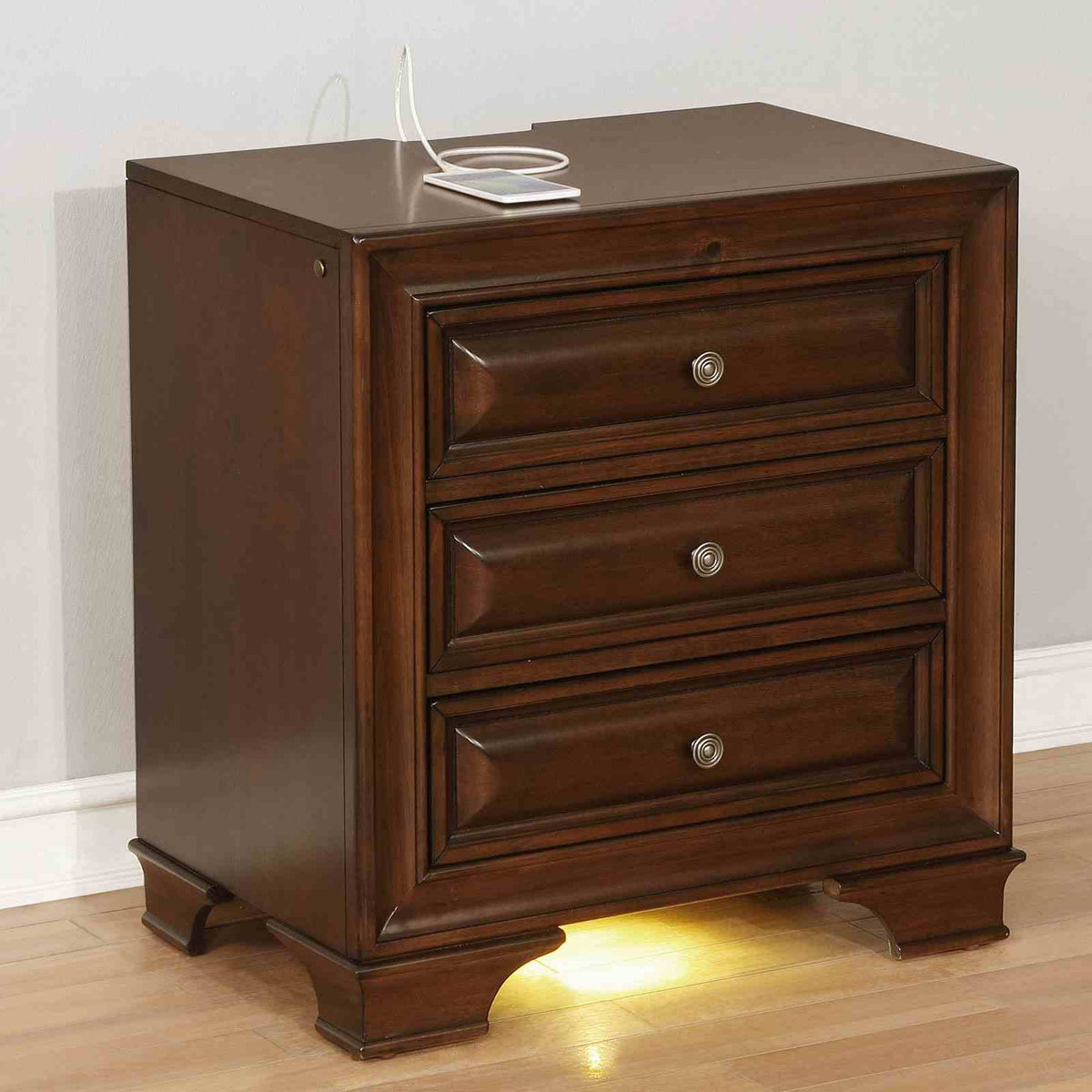 Brandt Brown Cherry 5-Piece Queen Storage Bedroom Set