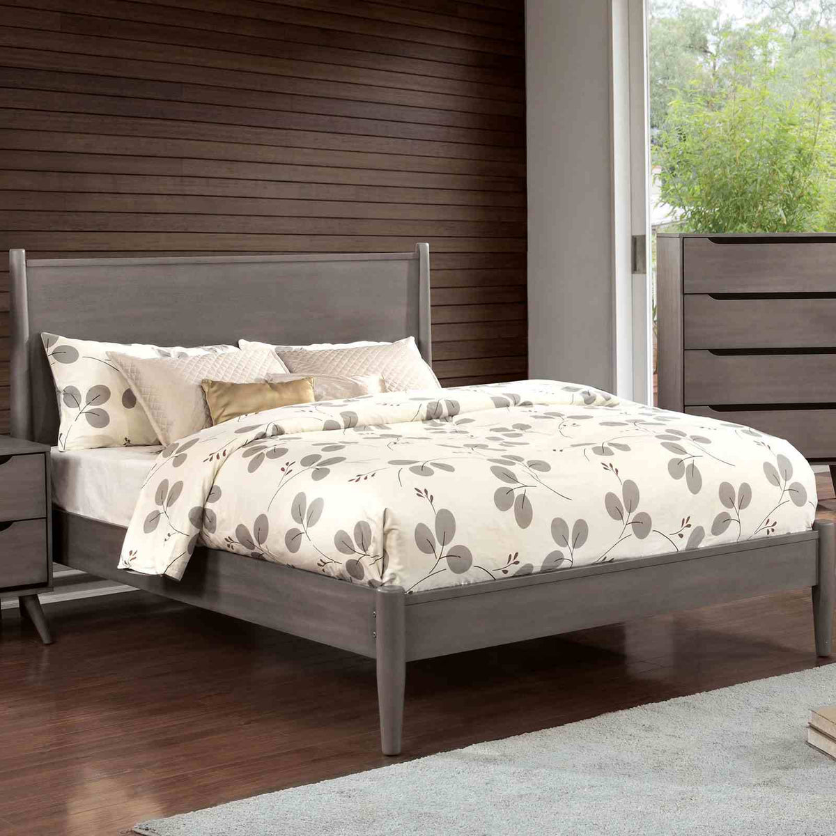 Lennart Gray King Bed