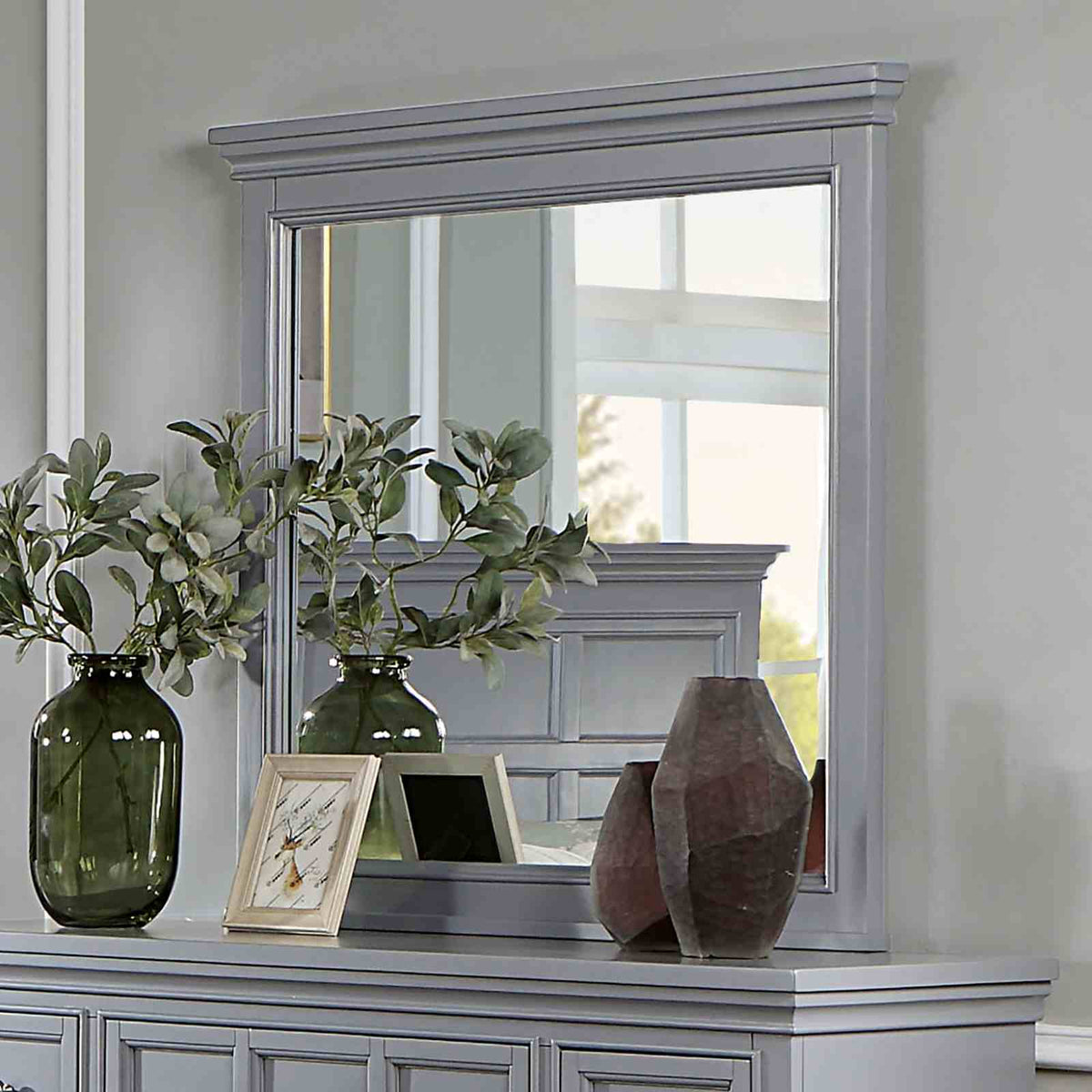 Castlile Gray 5-Piece Queen Storage Bedroom Set