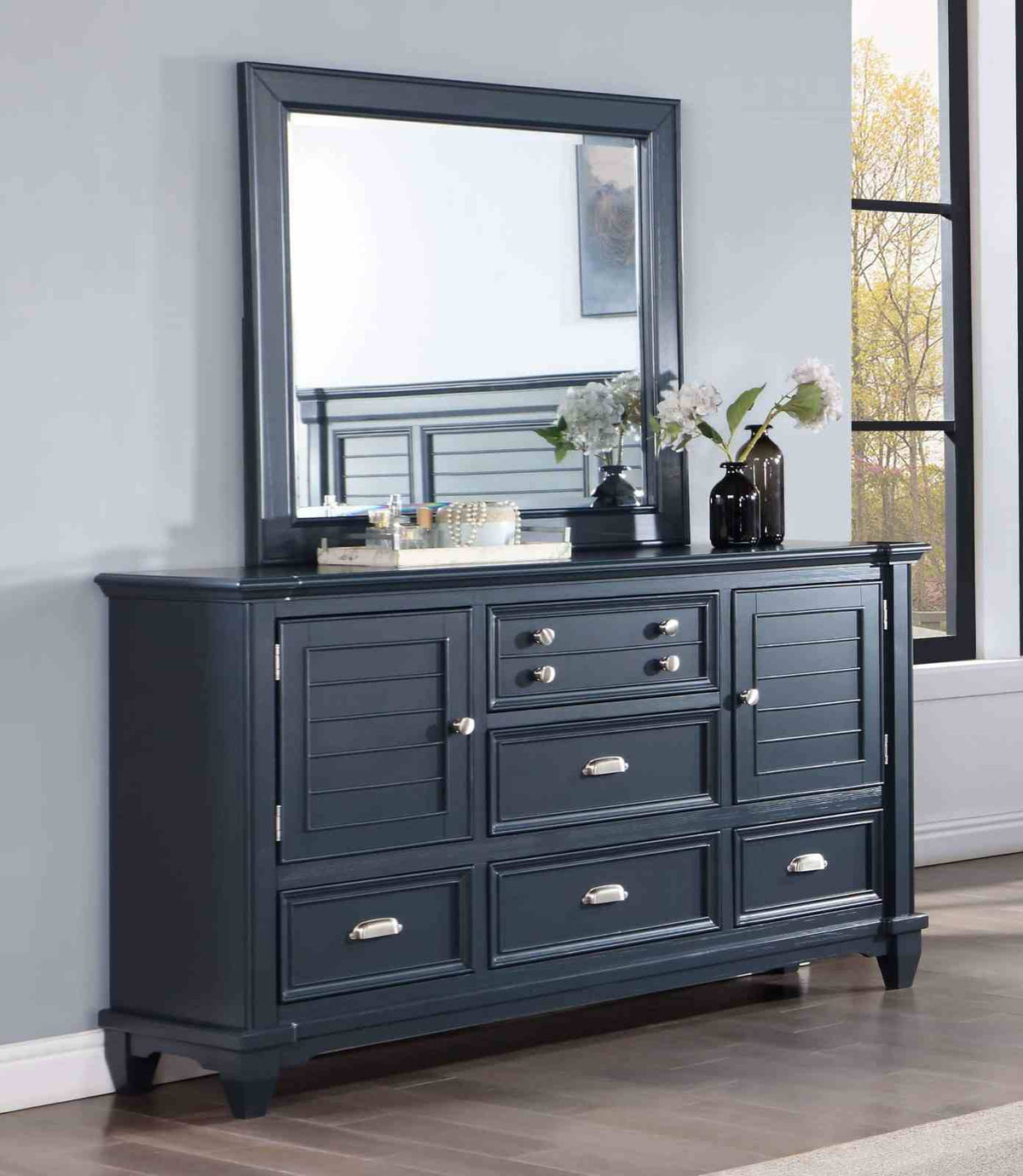 Manzanillo Slate Blue 5-Piece Queen Storage Bedroom Set