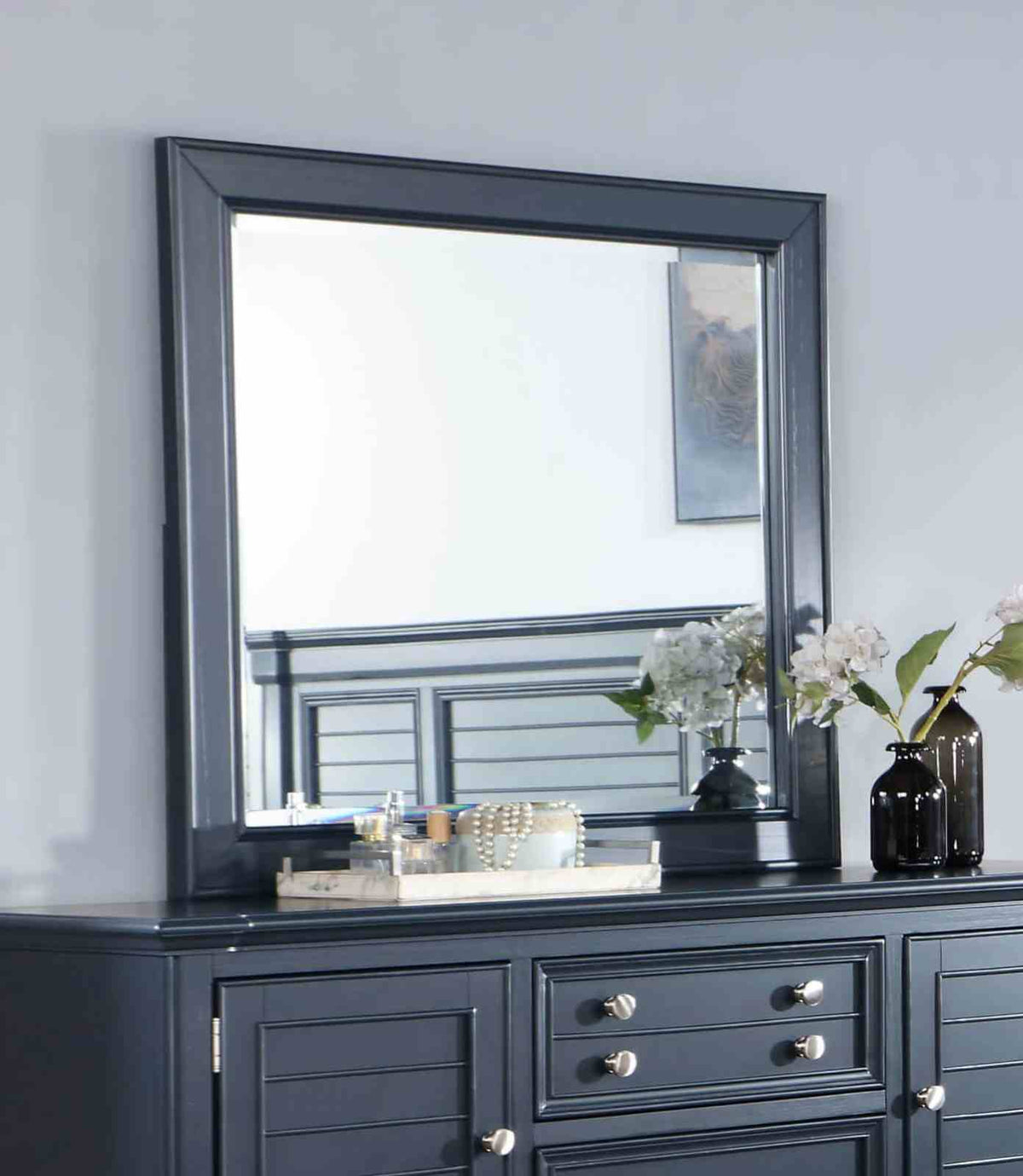 Manzanillo Slate Blue 5-Piece Queen Storage Bedroom Set