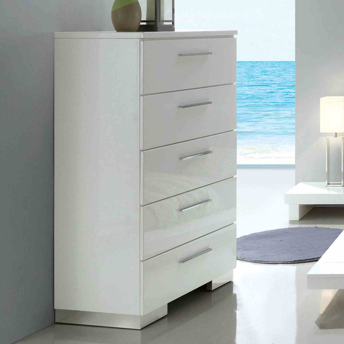 Christie White 5-Piece Queen Bedroom Set