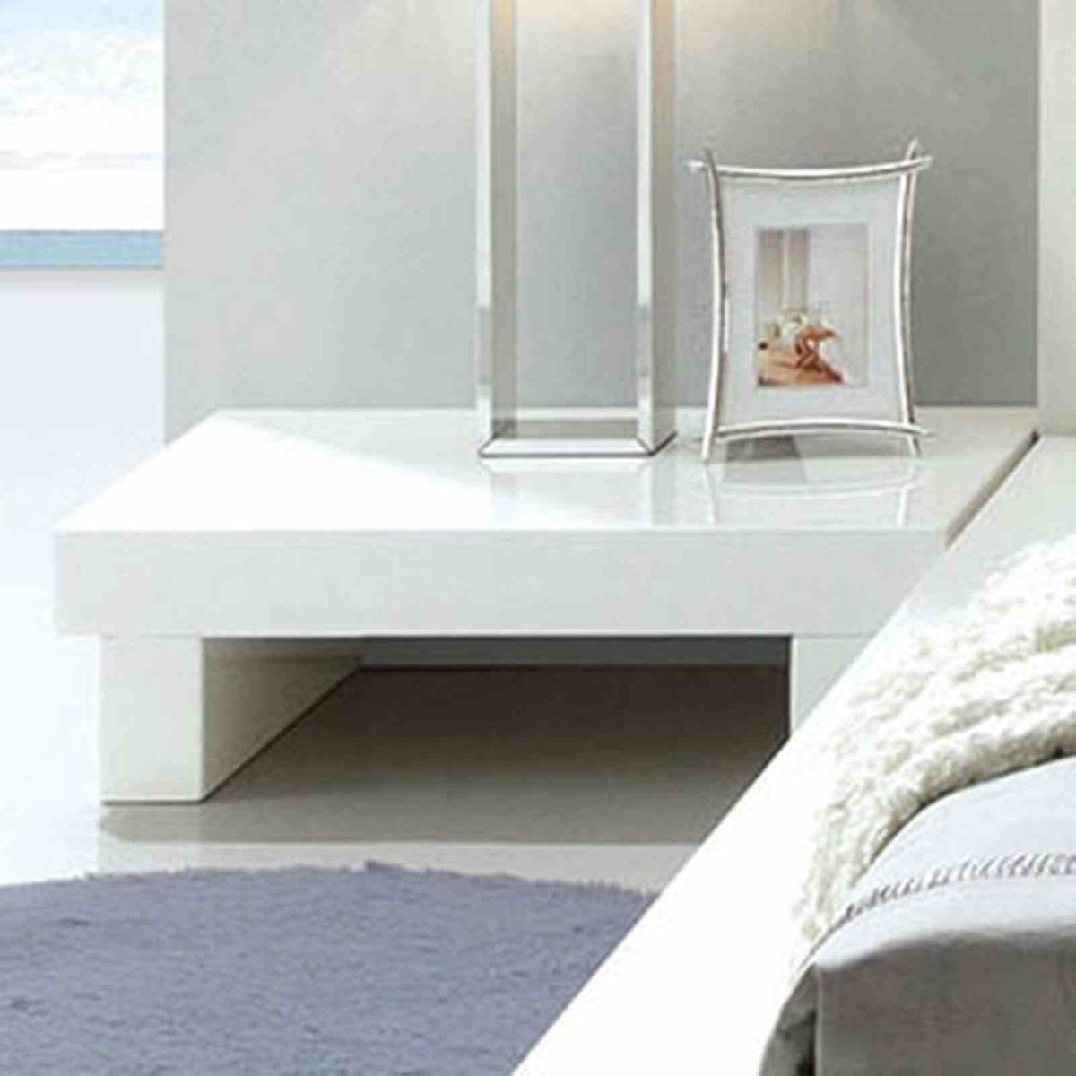 Christie White 5-Piece Queen Bedroom Set