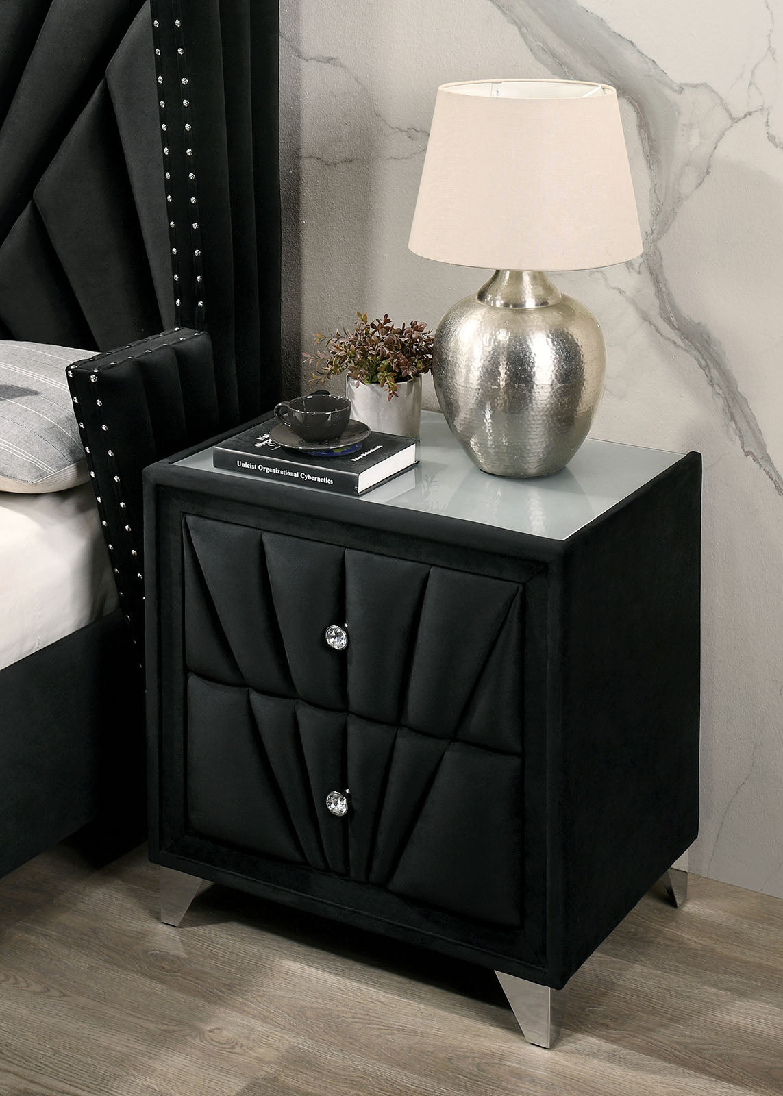Carissa Black Upholstered Transitional Bedroom Set