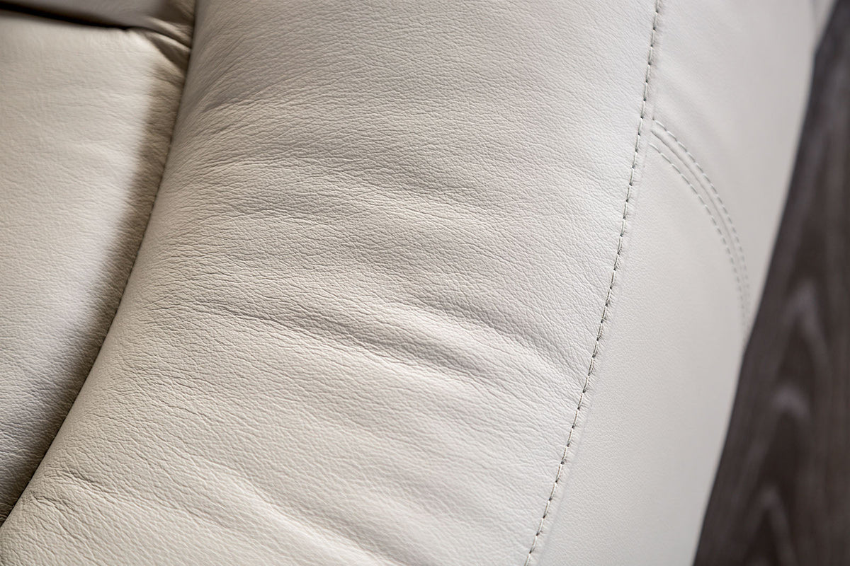 Glarus White Loveseat Manual Recliner