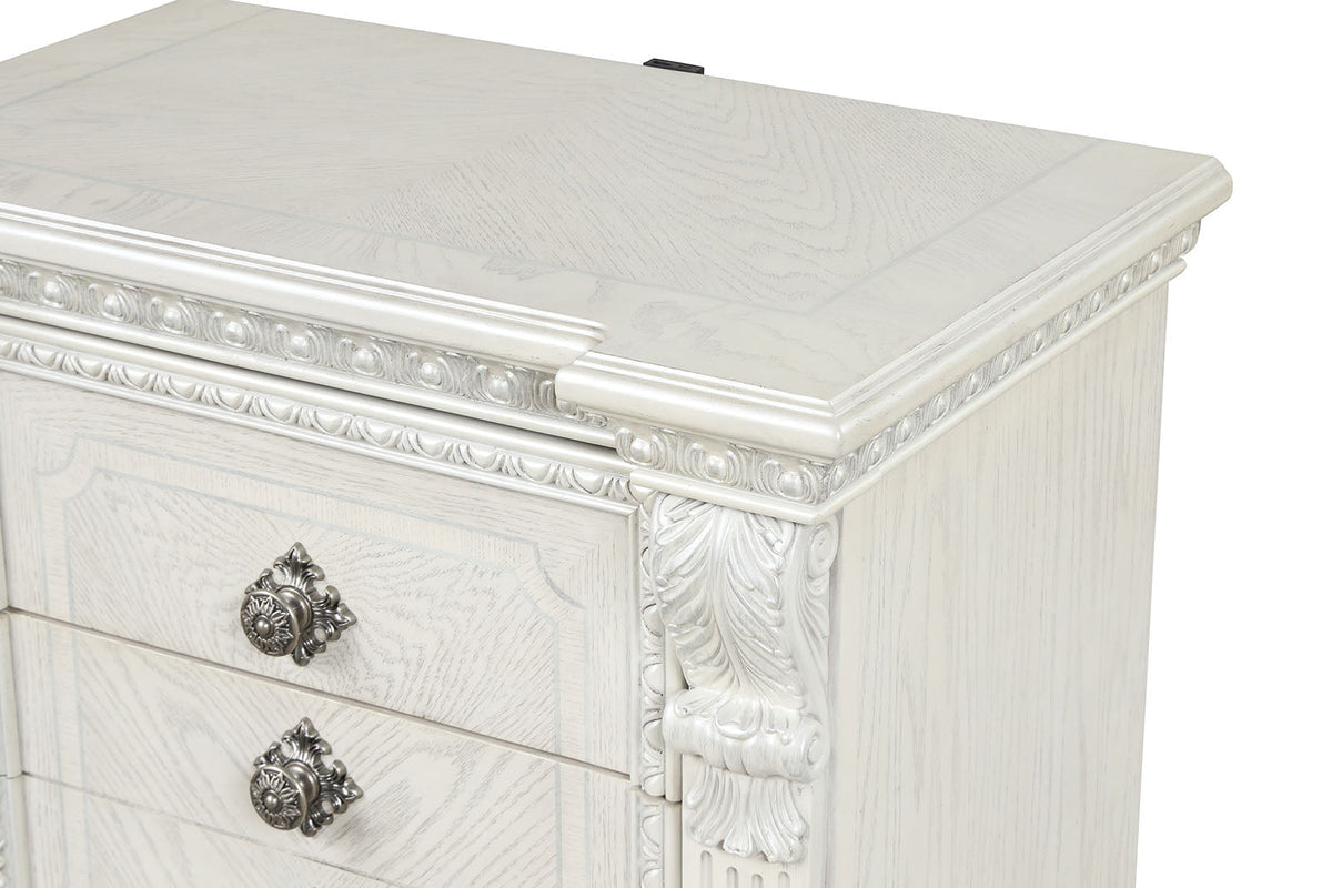 Promenade Wire Brushed White Traditional Bedroom Set