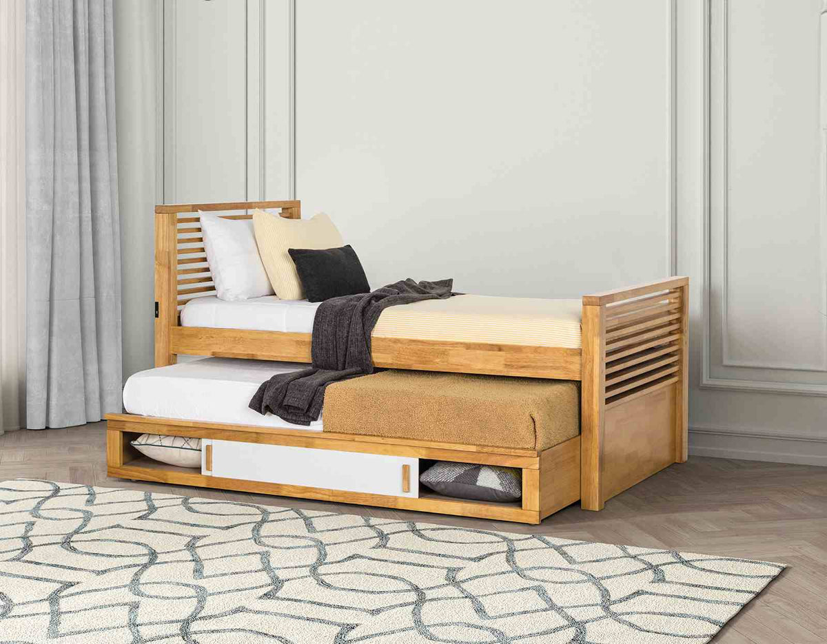 Dayville Light Oak Twin Bed