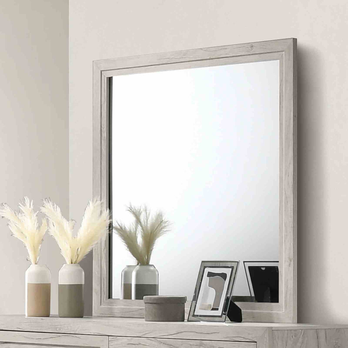 Mysen White Wash Contemporary Bedroom Set