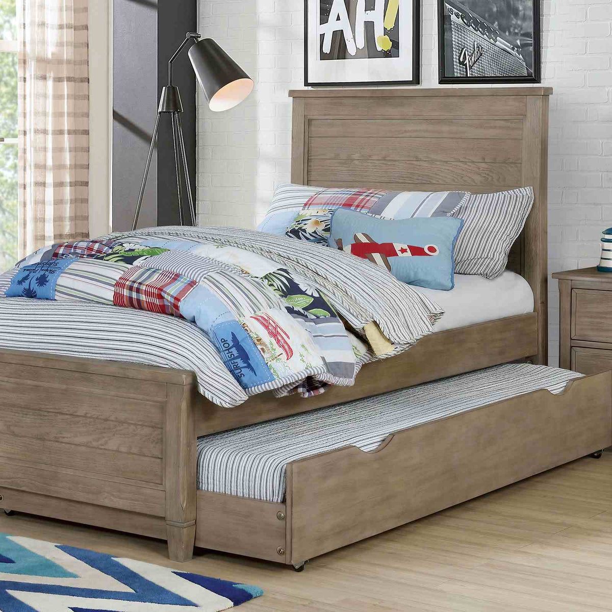 Vevey Wire-Brushed Warm Gray Twin Bed