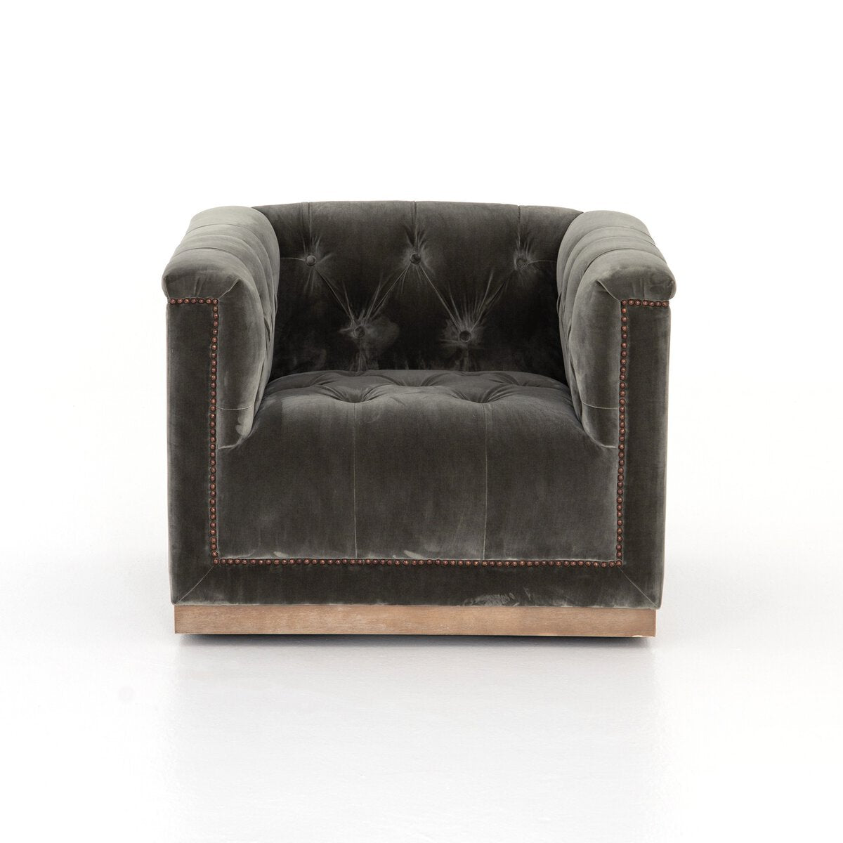 Maxx Swivel Chair