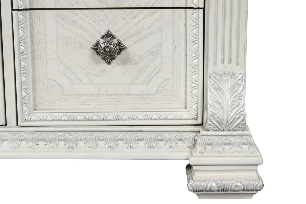 Promenade Wire Brushed White Traditional Bedroom Set