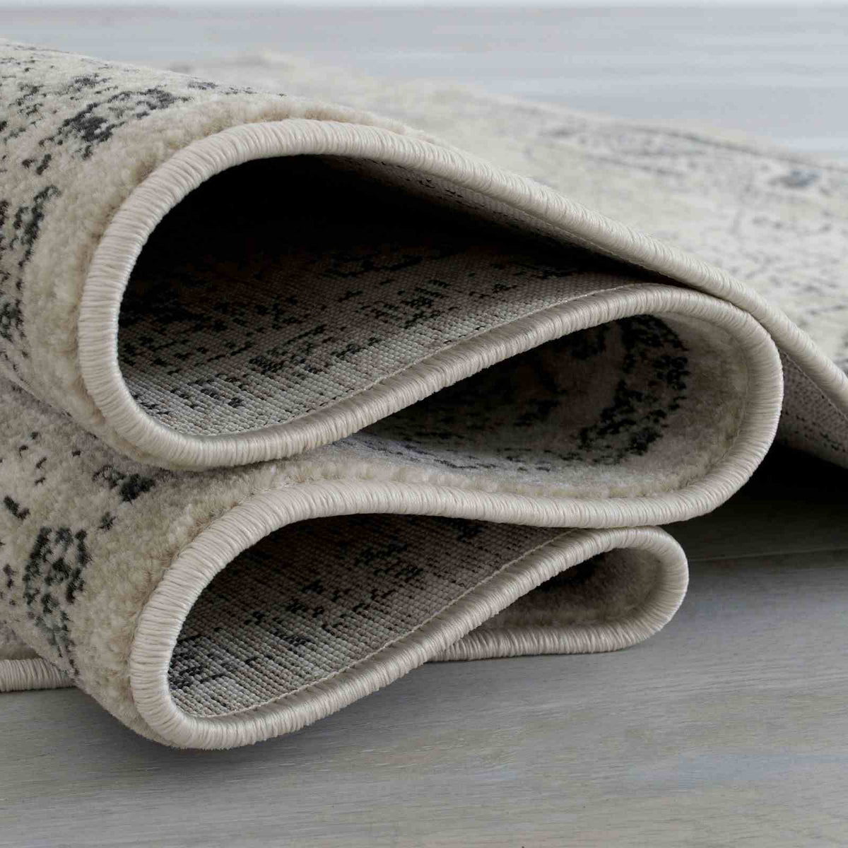 Kozlu Beige Area Rug