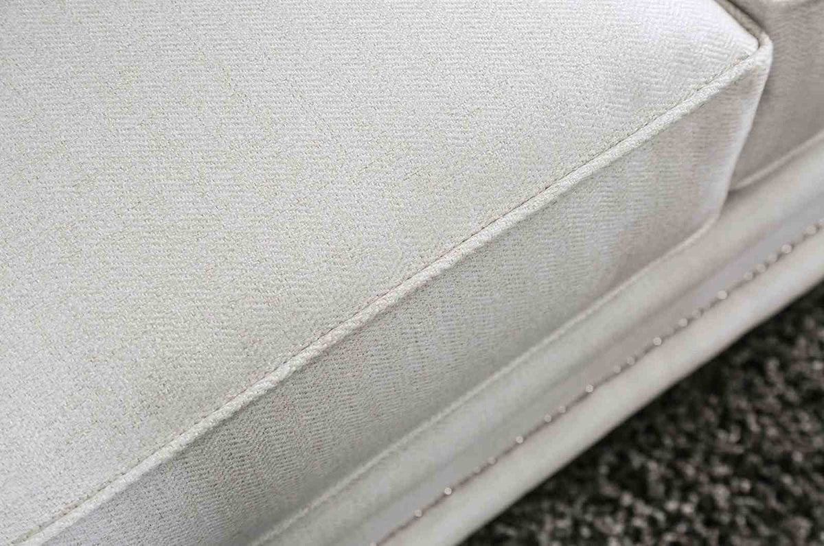 Ilse Off-White/Blue Loveseat