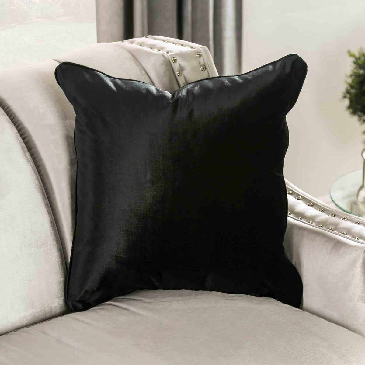 Elicia Silver Loveseat