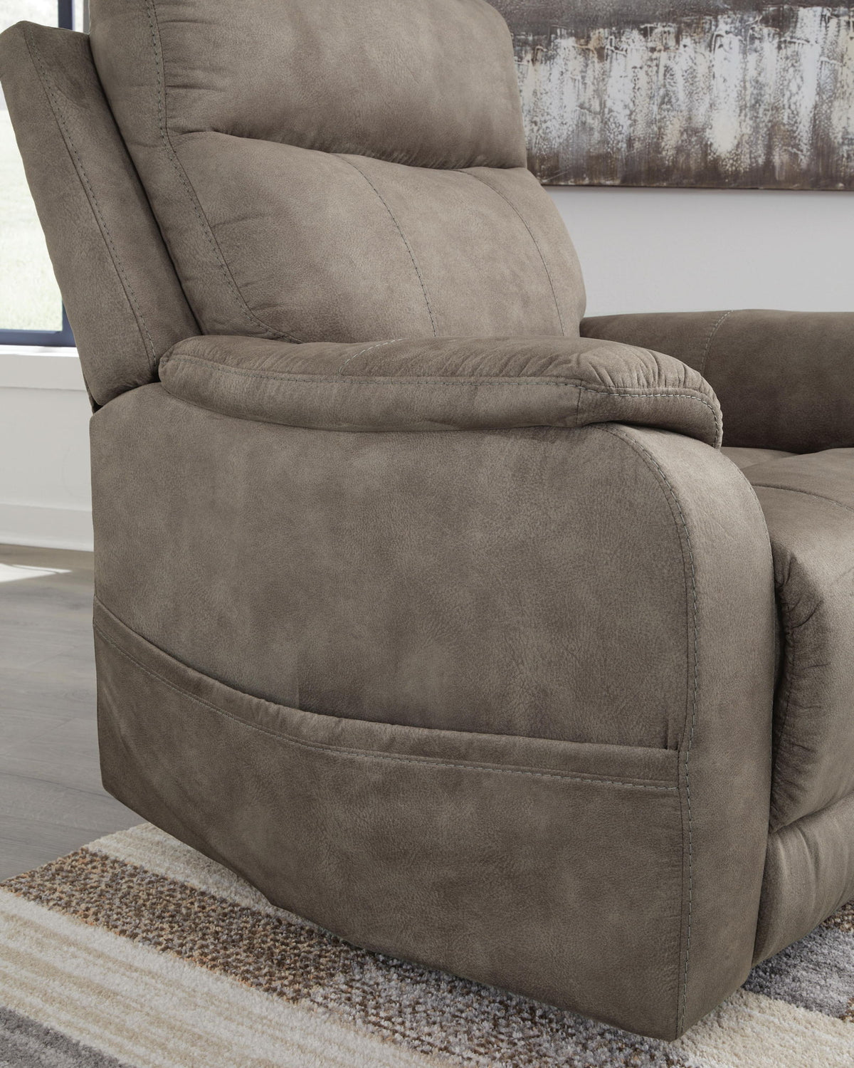 Crestmeade - Power Lift Recliner