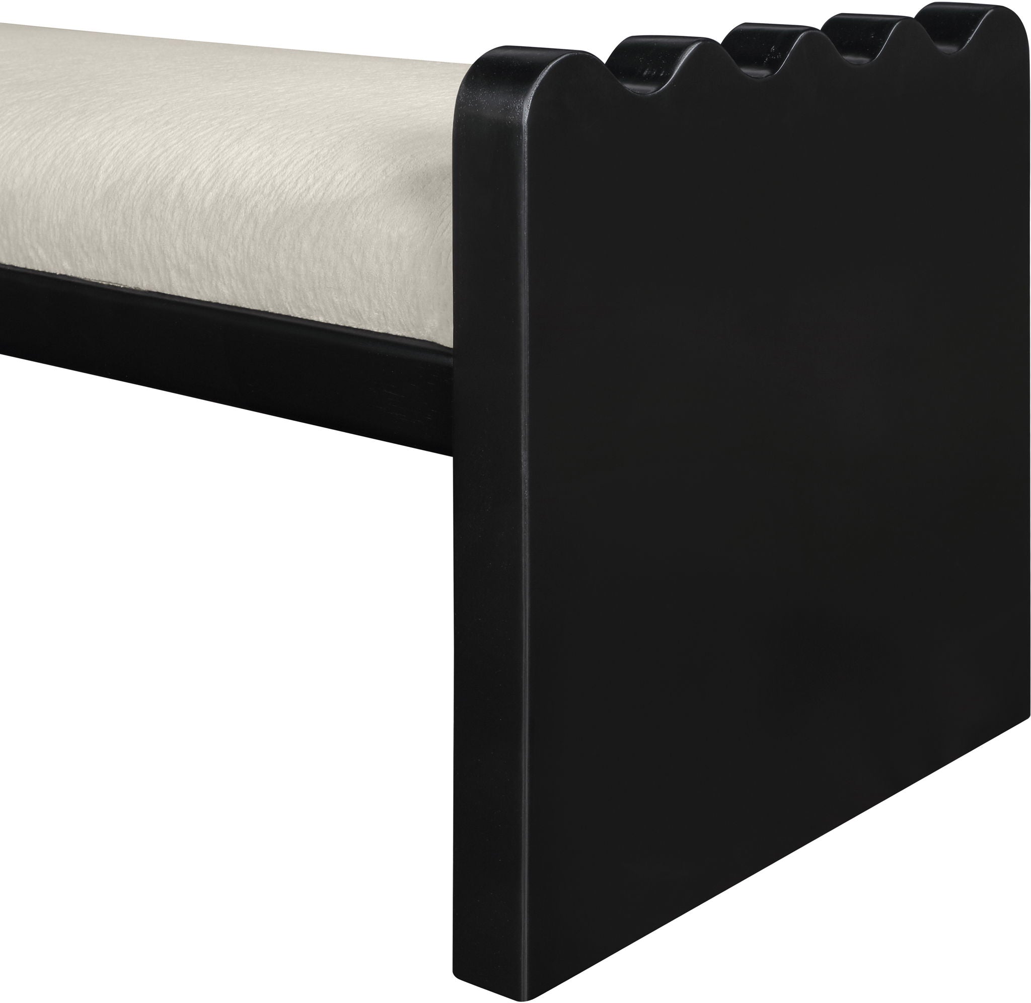Sonia - Bench With Black Base