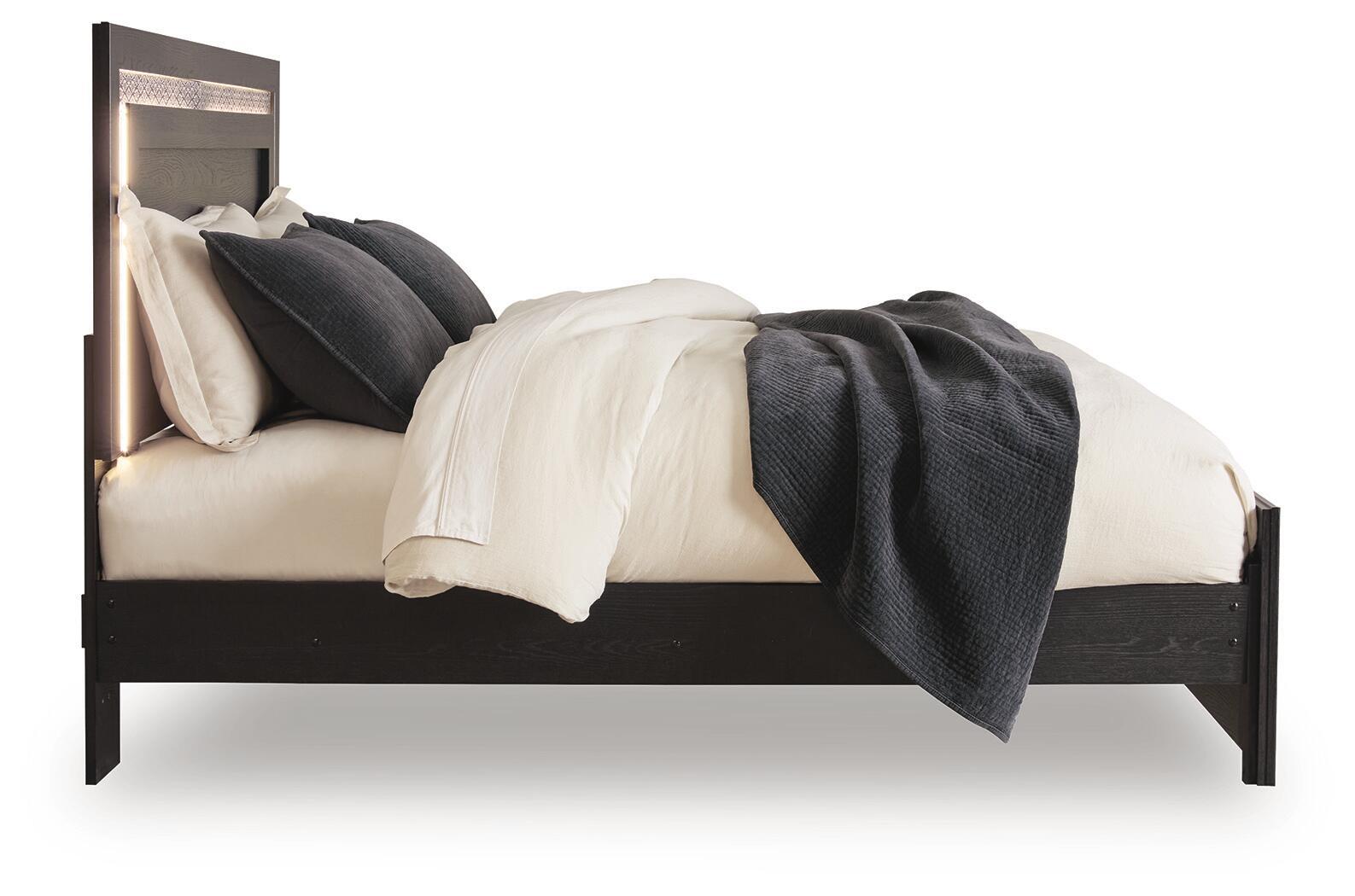 Brizmore - Panel Bed