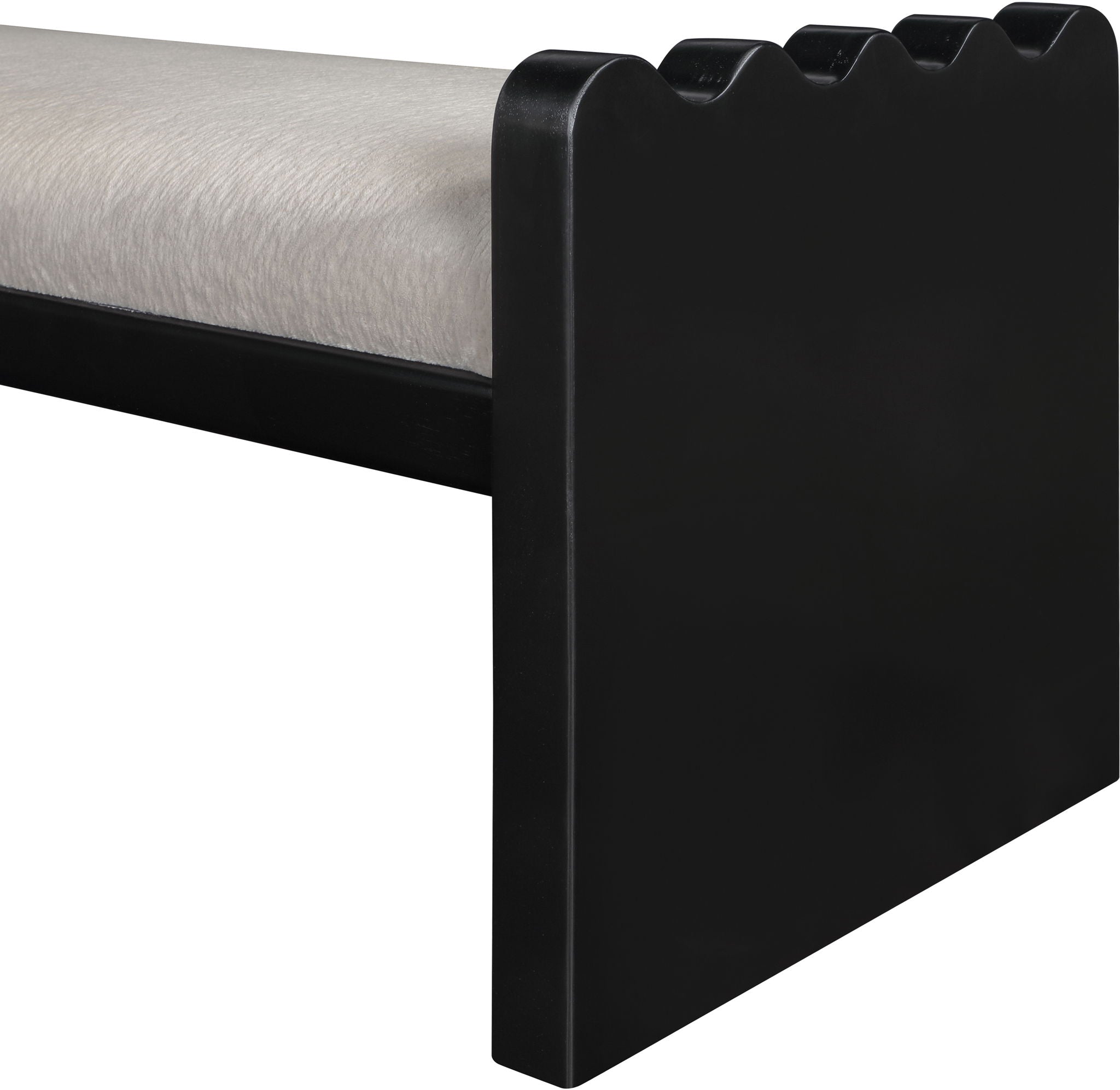 Sonia - Bench With Black Base