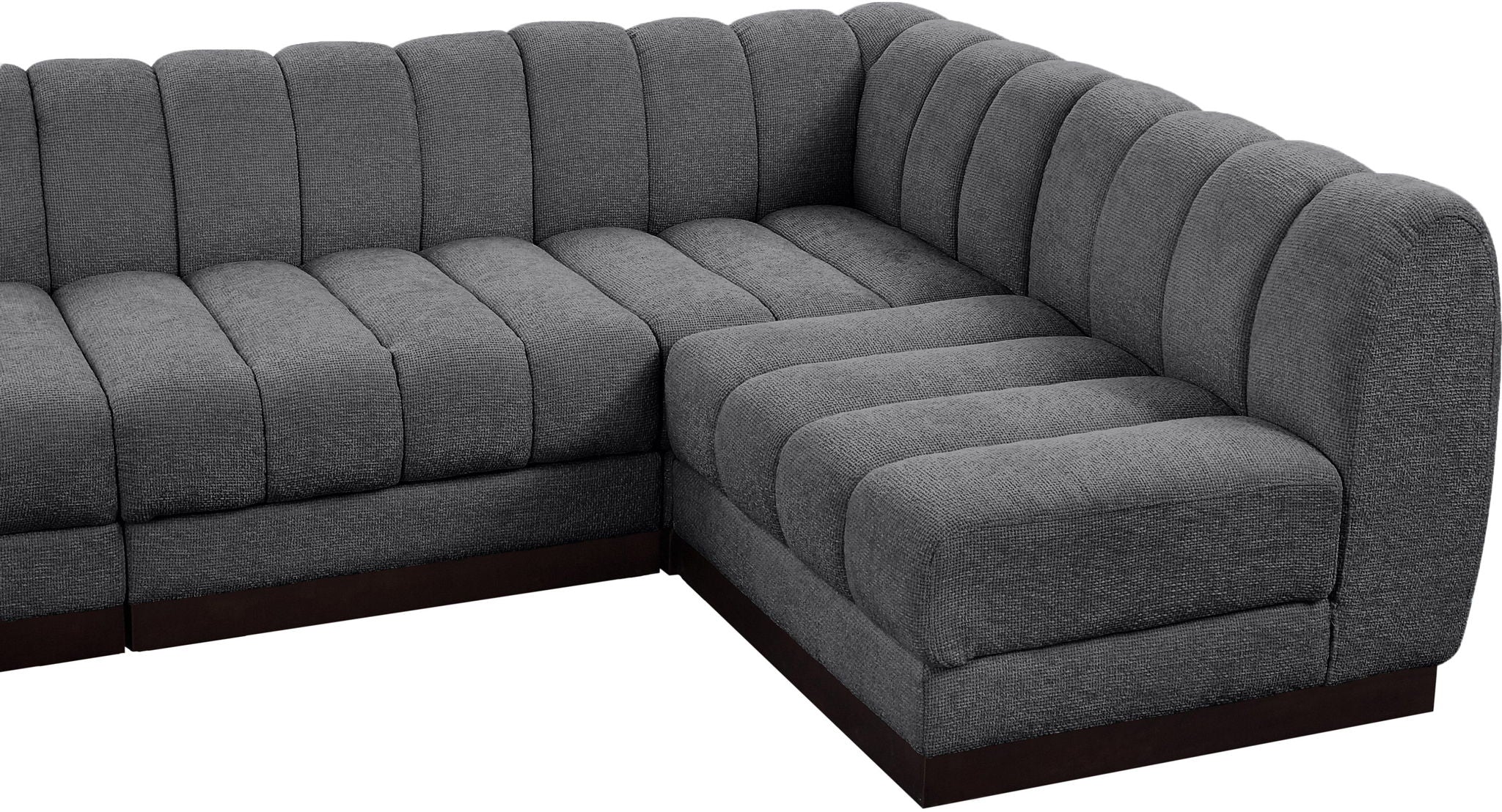 Quinn - 6 Piece Modular Sectional